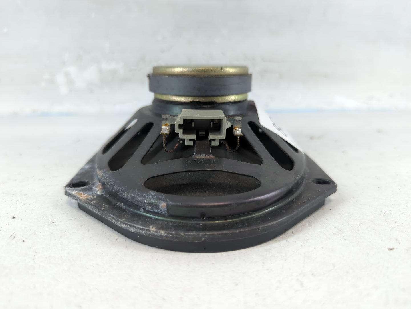 1994 Mercury Grand Marquis Speaker/subwoofer - Oemusedautoparts1.com
