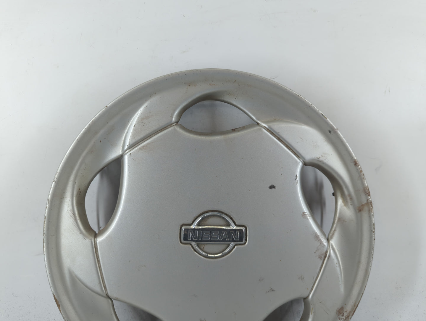 1994 Nissan Altima OEM Wheel Hub Center Cap - Oemusedautoparts1.com