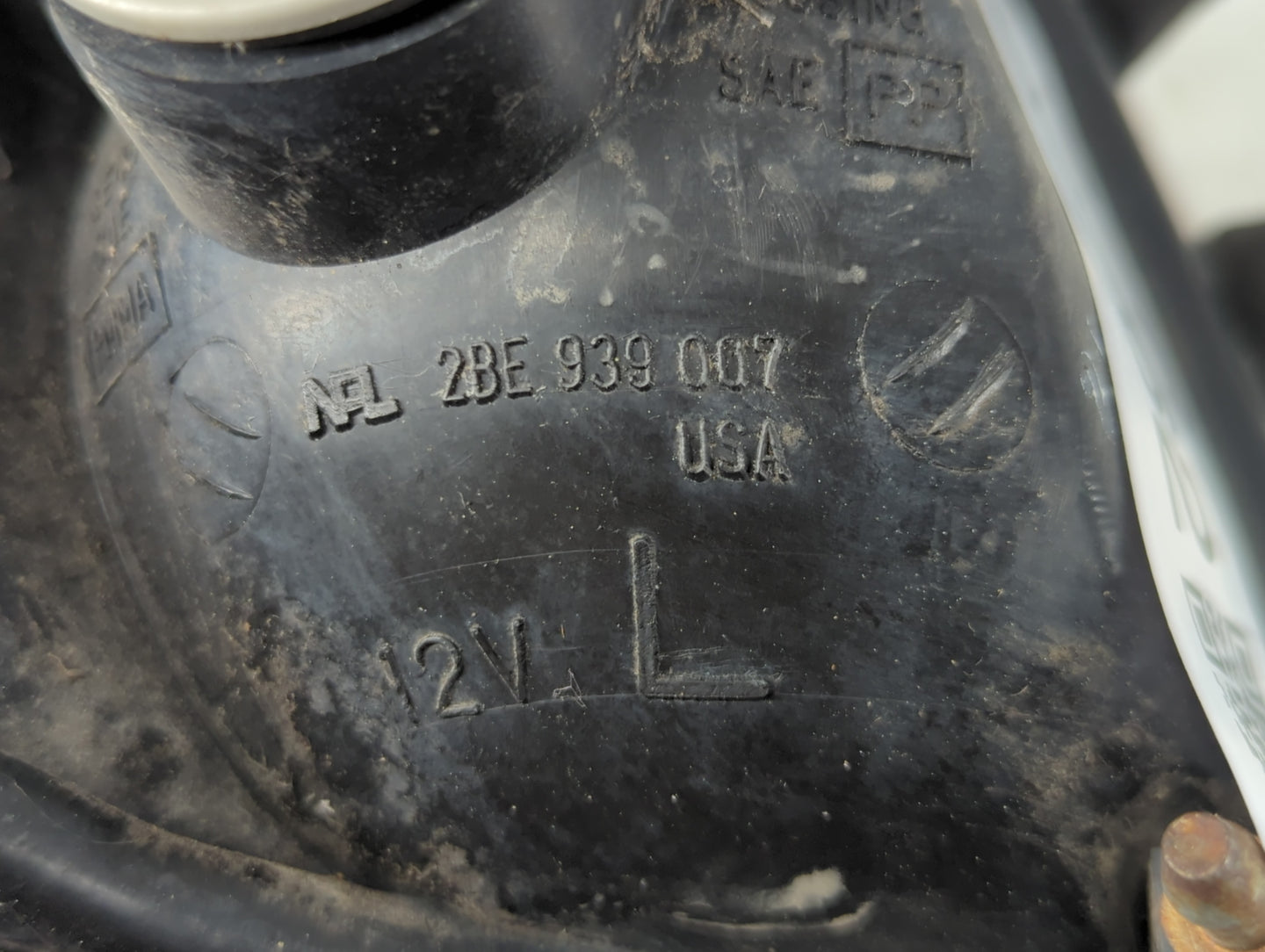 1995-1996 Nissan Sentra Driver Left Oem Head Light Headlight Lamp - Oemusedautoparts1.com