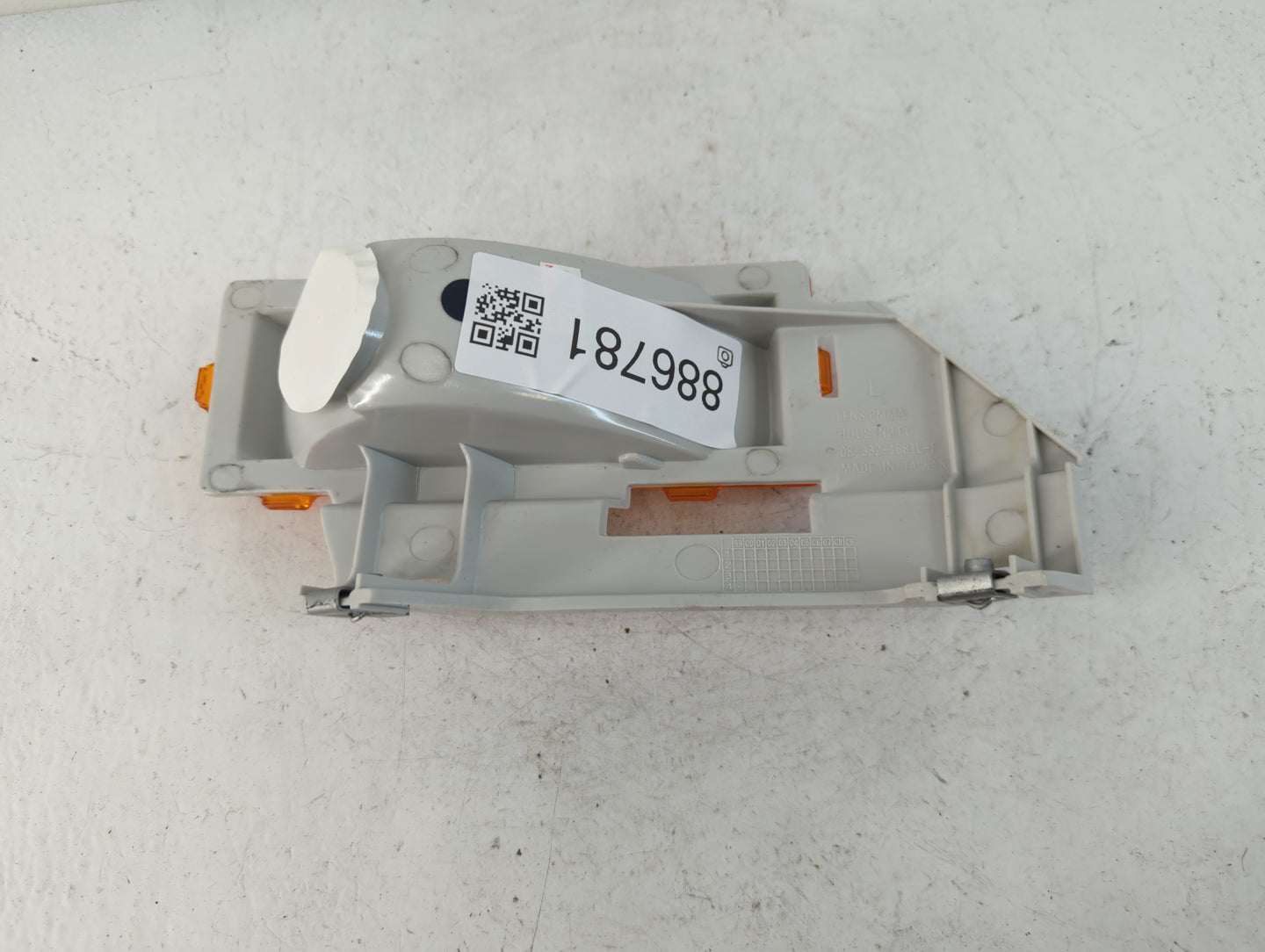 1994 Oldsmobile 88 Driver Left Oem Fog Light Lamp - Oemusedautoparts1.com