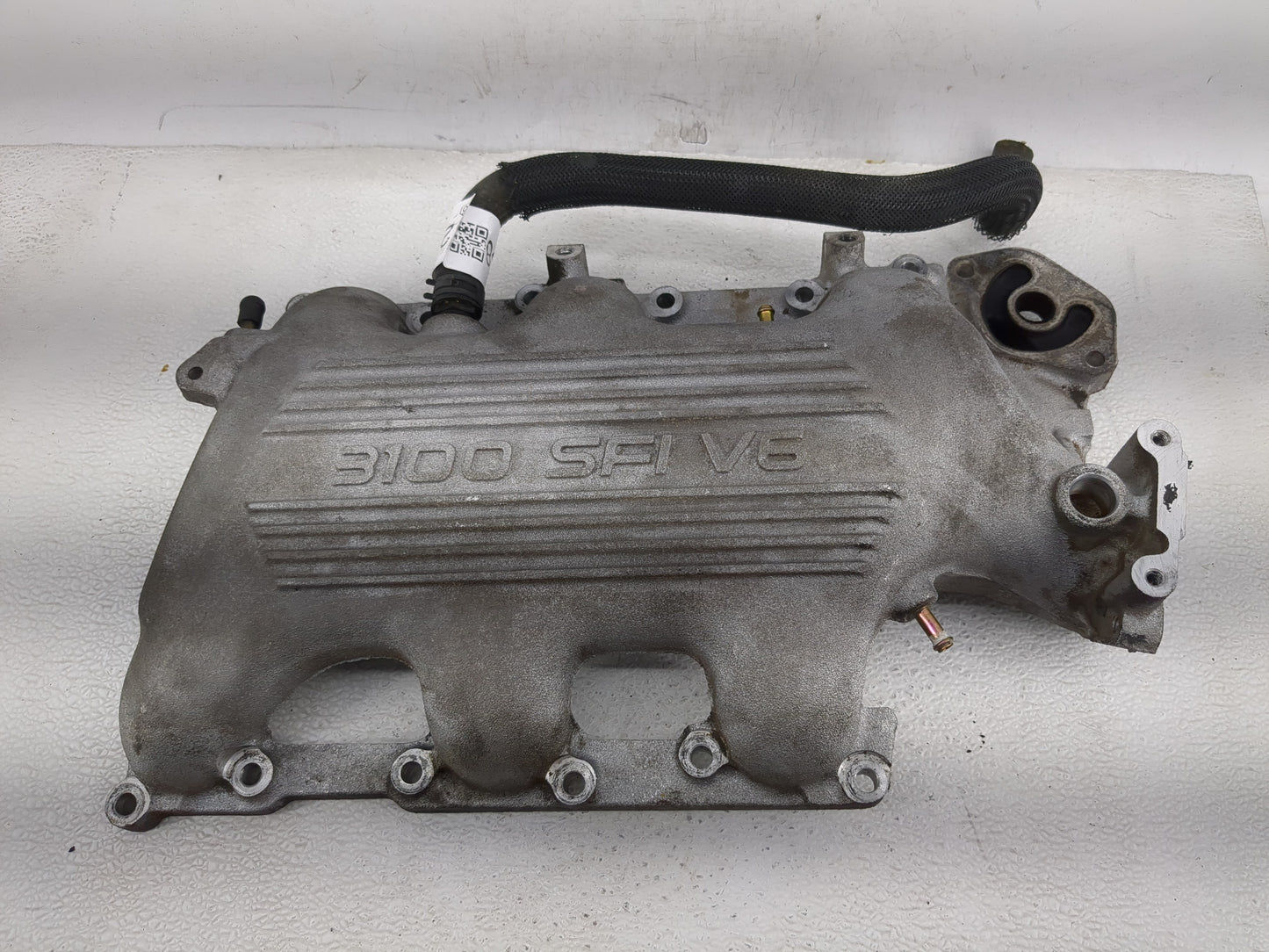 1994-1995 Pontiac Grand Am Air Intake Manifold P/N:10137069 Fits Fits 1994 1995 OEM Used Auto Parts - Oemusedautoparts1.com
