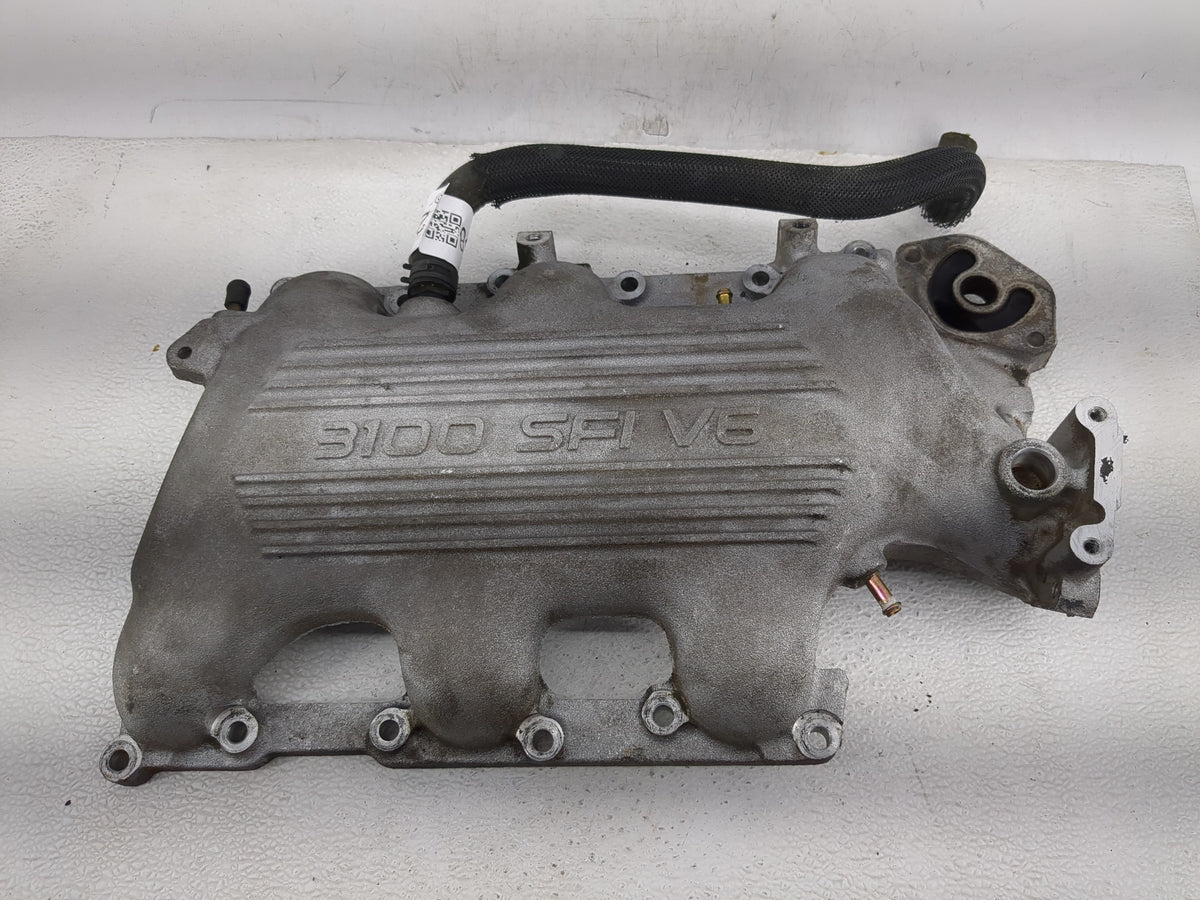 1994-1995 Pontiac Grand Am Air Intake Manifold P/N:10137069 Fits Fits 1994 1995 OEM Used Auto Parts - Oemusedautoparts1.com