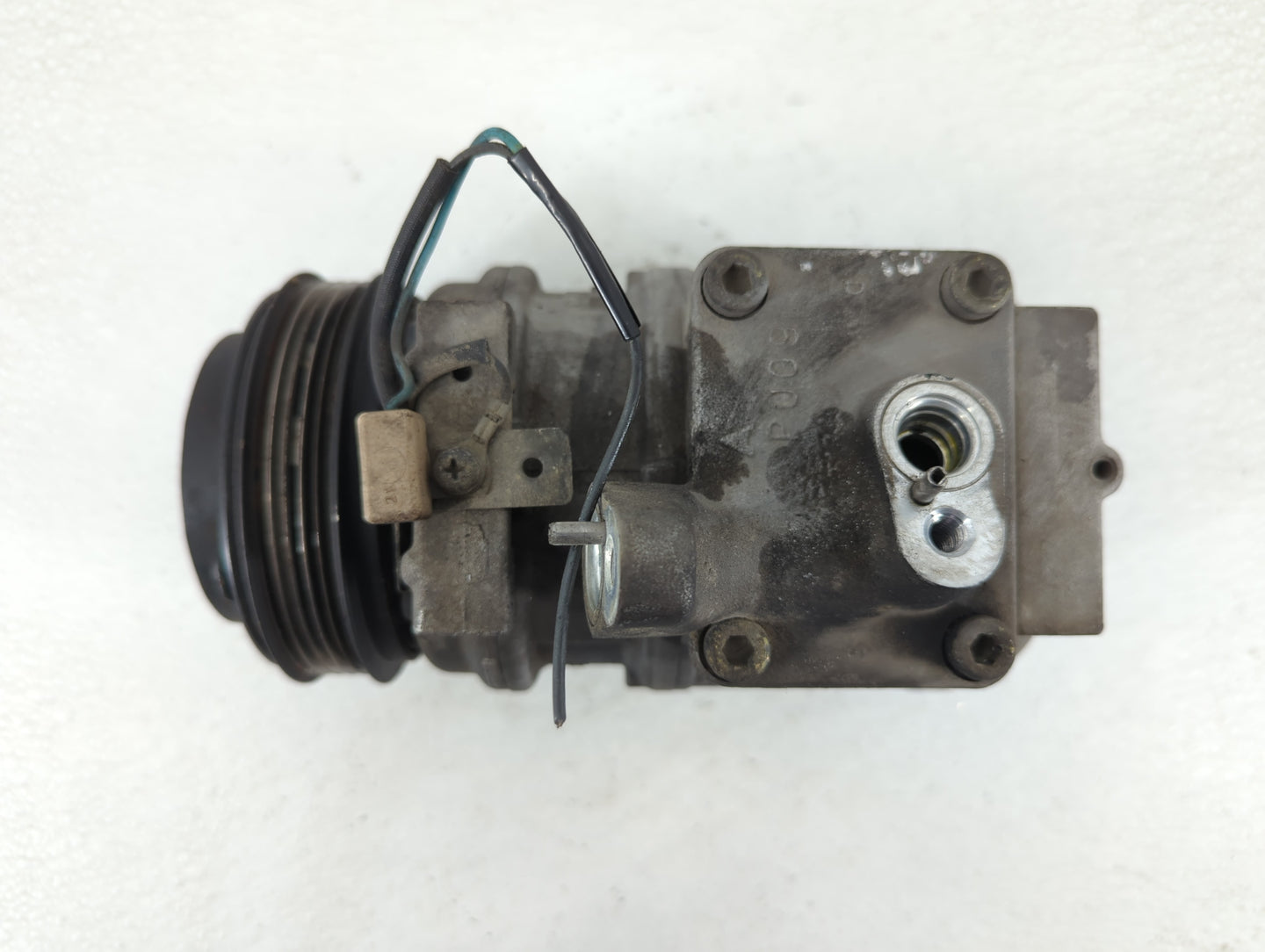 1995-1997 Bmw 740i Air Conditioning A/c Ac Compressor Oem - Oemusedautoparts1.com