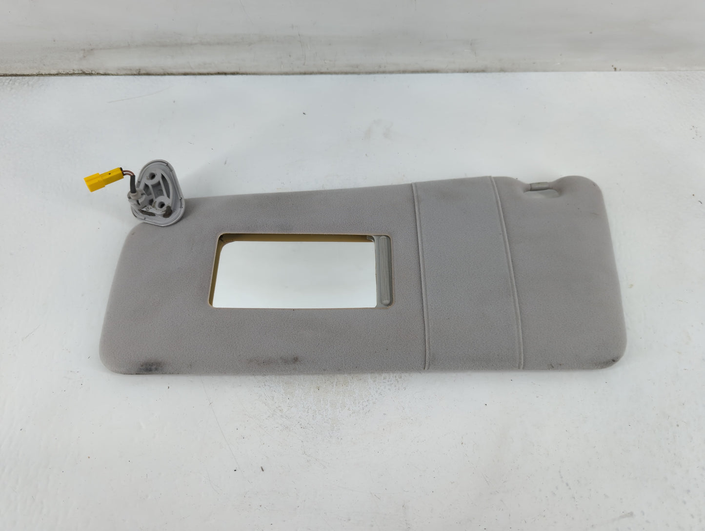 1995 Bmw 750i Sun Visor Shade Replacement Driver Left Mirror Fits OEM Used Auto Parts - Oemusedautoparts1.com