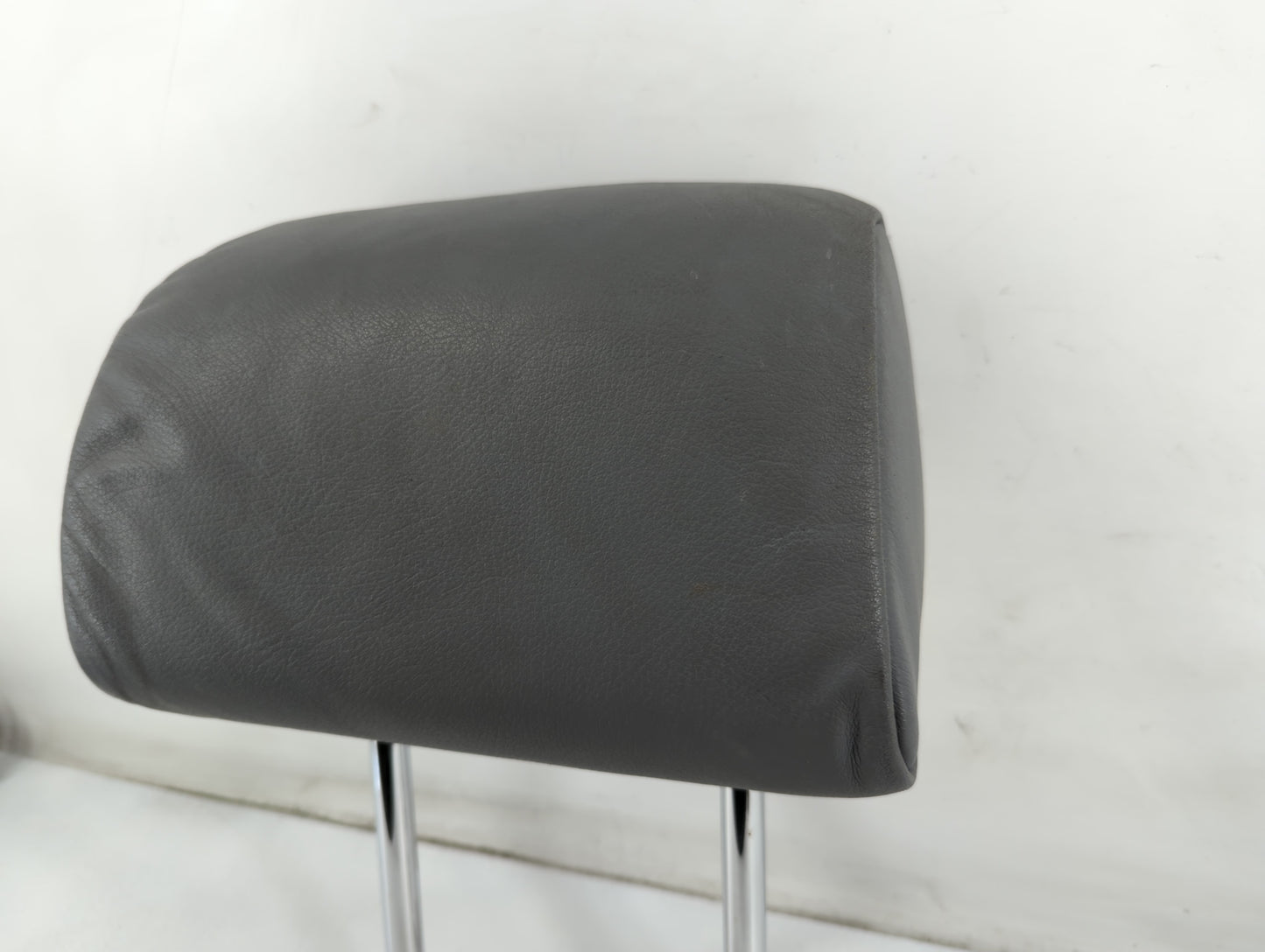 1995 Bmw 750i Headrest Head Rest Front Driver Passenger Seat Fits OEM Used Auto Parts - Oemusedautoparts1.com