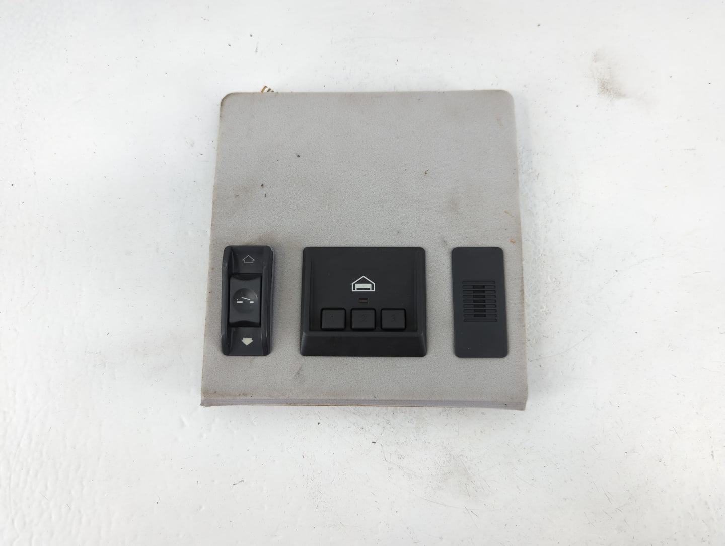1995 Bmw 750i Overhead Roof Console Interior Dome Light - Oemusedautoparts1.com