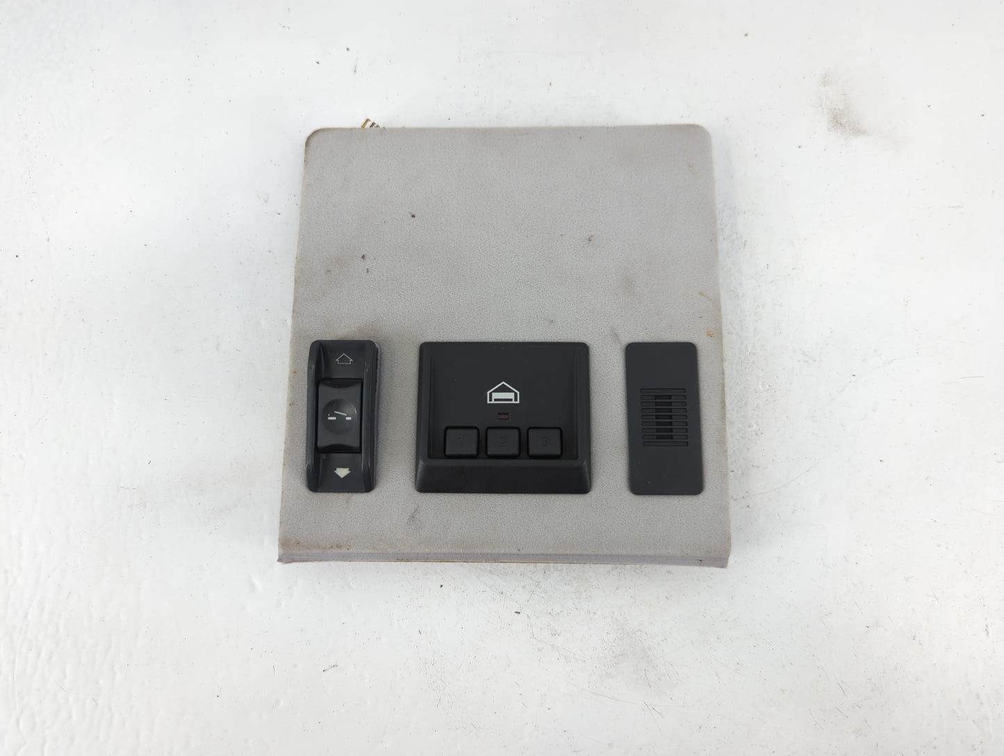 1995 Bmw 750i Overhead Roof Console Interior Dome Light - Oemusedautoparts1.com