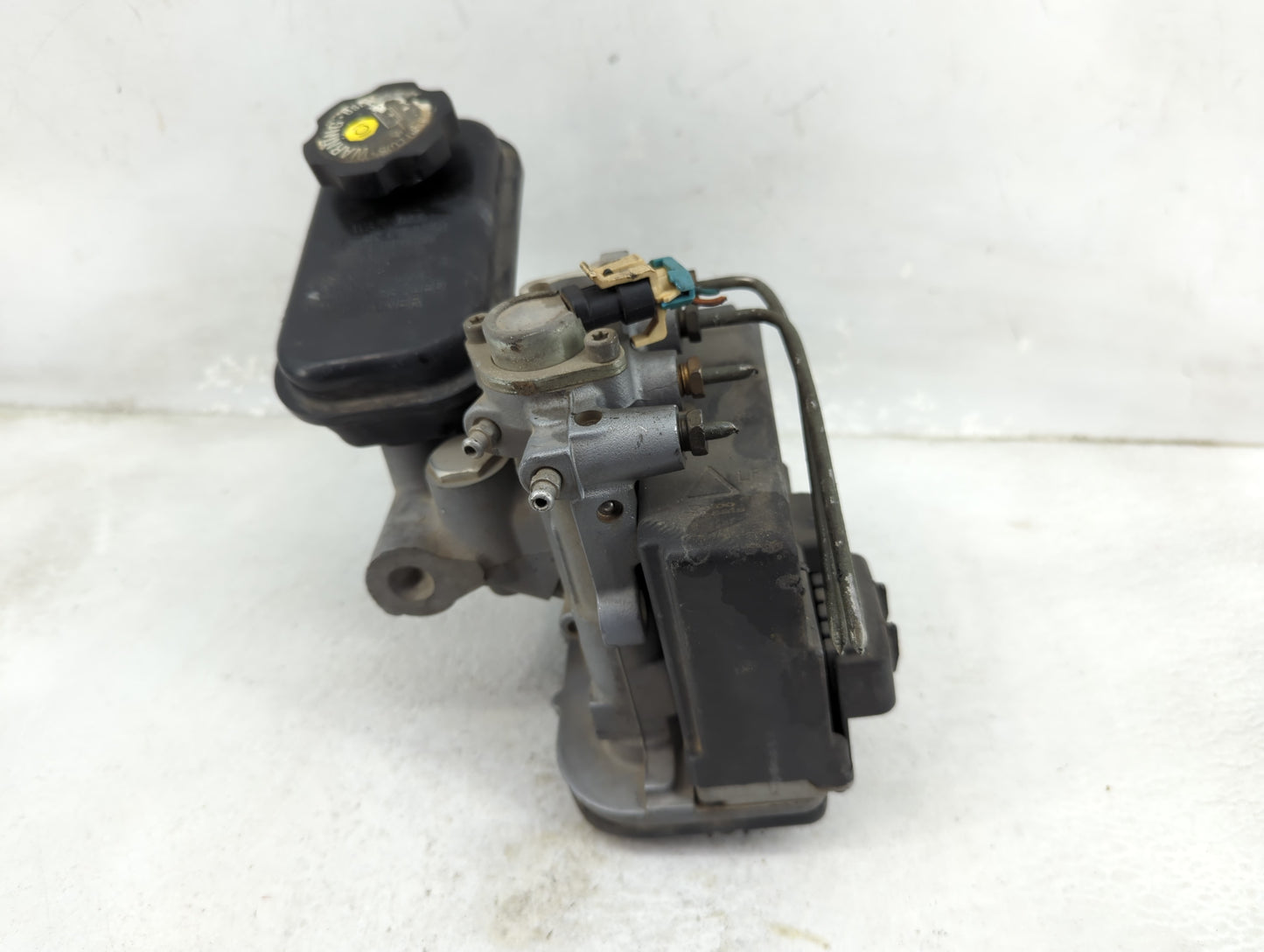 1994-1996 Buick Century ABS Pump Control Module Replacement P/N:18018361 Fits Fits 1994 1995 1996 OEM Used Auto Parts - Oemu