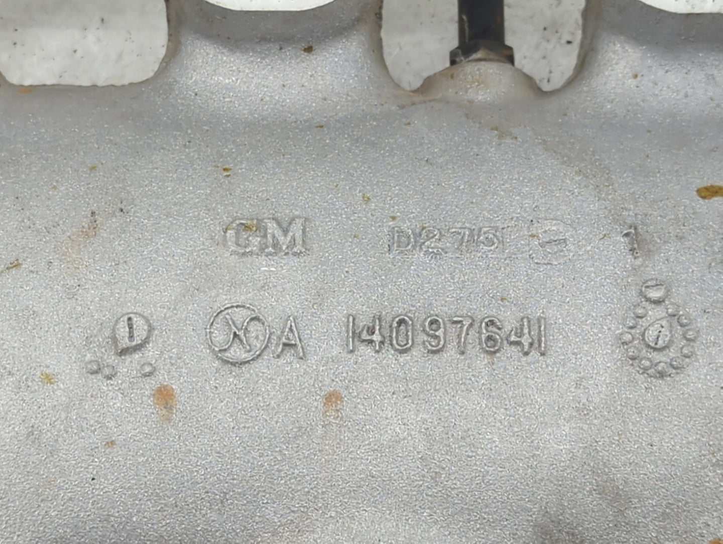 1995 Buick Century Air Intake Manifold P/N:14097641 Fits OEM Used Auto Parts - Oemusedautoparts1.com
