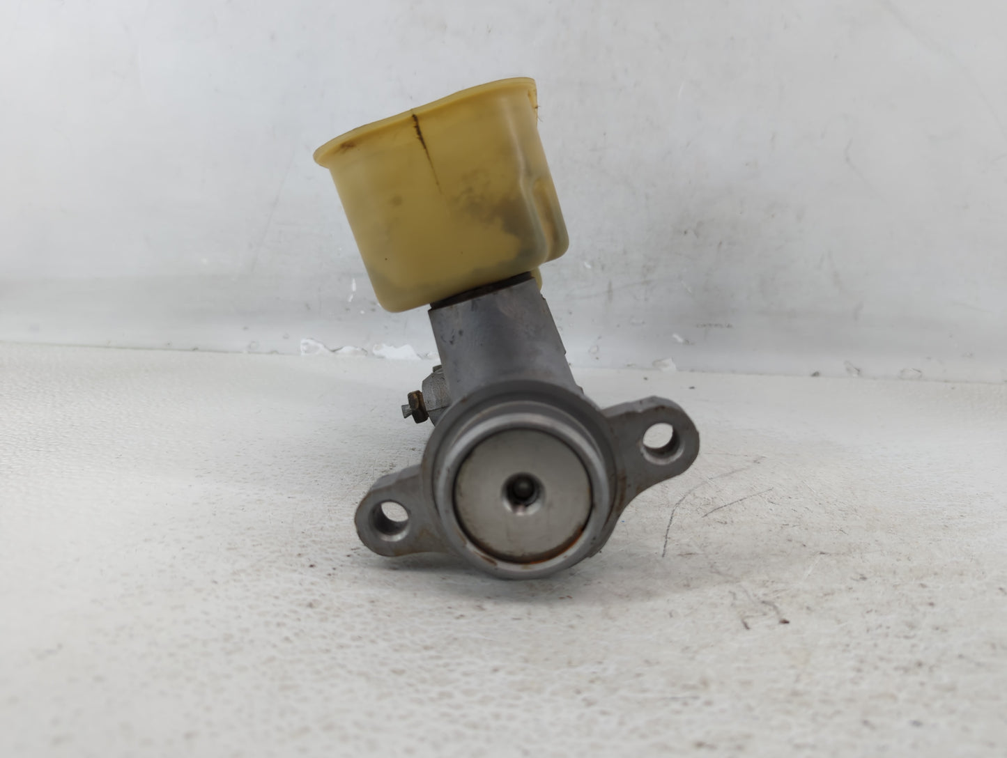 Chevrolet 1500 Brake Master Cylinder - Oemusedautoparts1.com