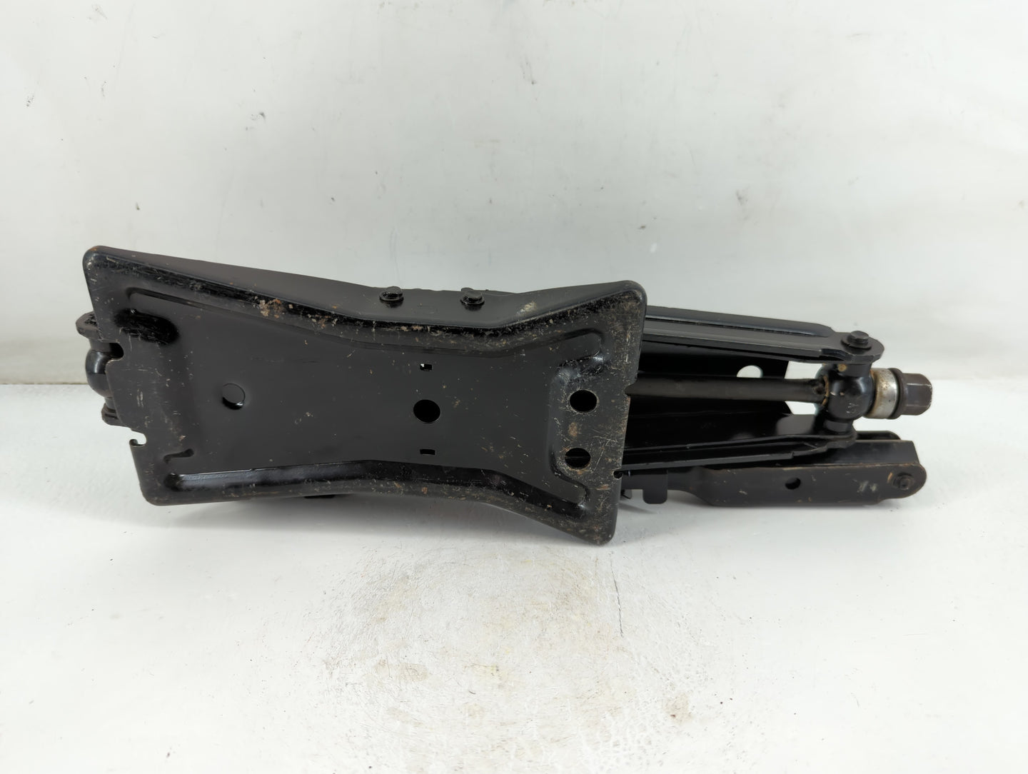1995 Chevrolet Camaro Spare Scissor Car Jack - Oemusedautoparts1.com