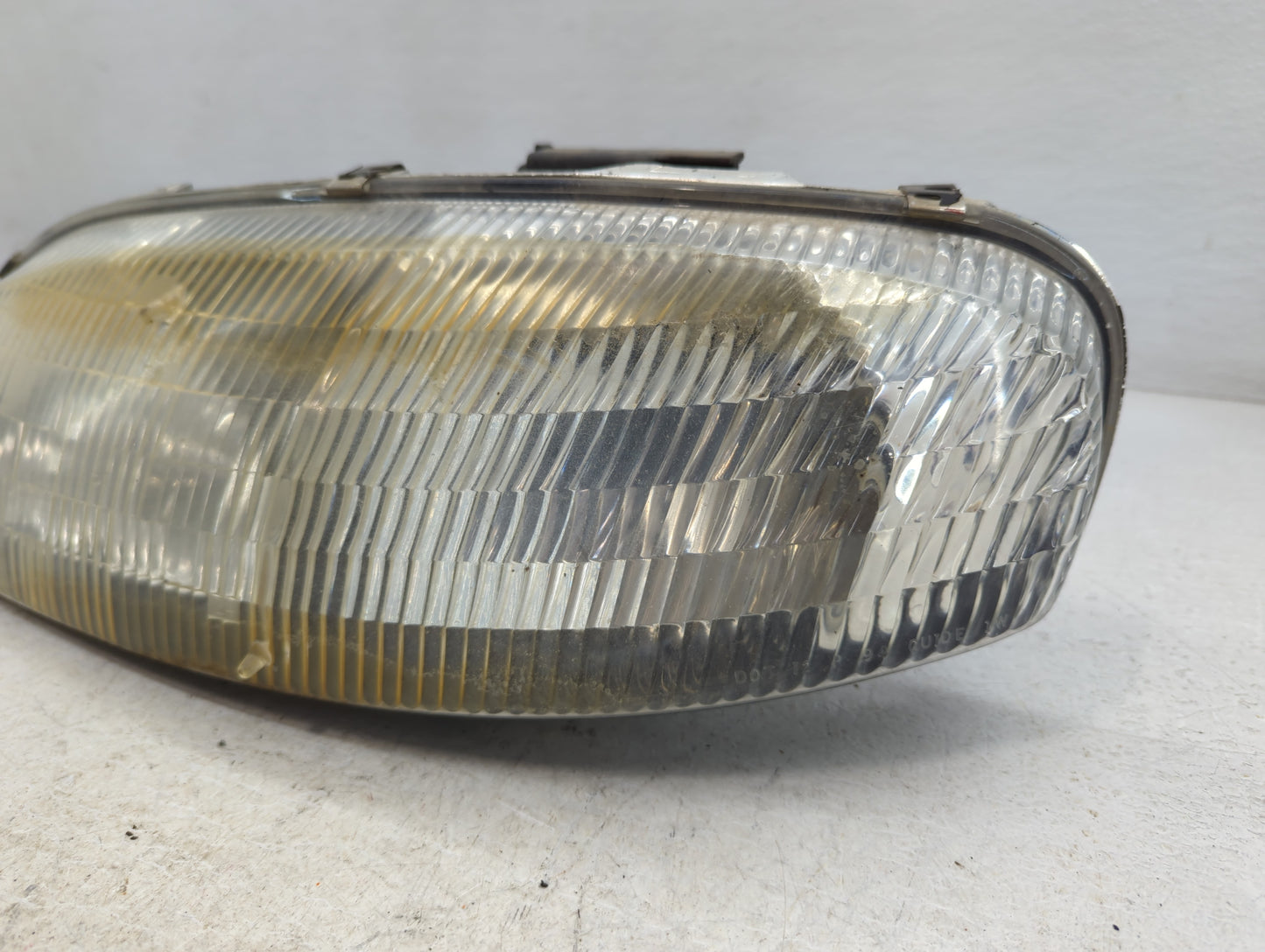 1995-1999 Chevrolet Monte Carlo Driver Left Oem Head Light Headlight Lamp - Oemusedautoparts1.com