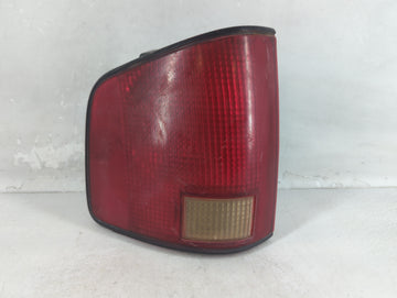 1995 Chevrolet S10 Tail Light Assembly Driver Left OEM P/N:16516093 Fits Fits 1996 1997 1998 1999 2000 2001 2002 2003 2004 2