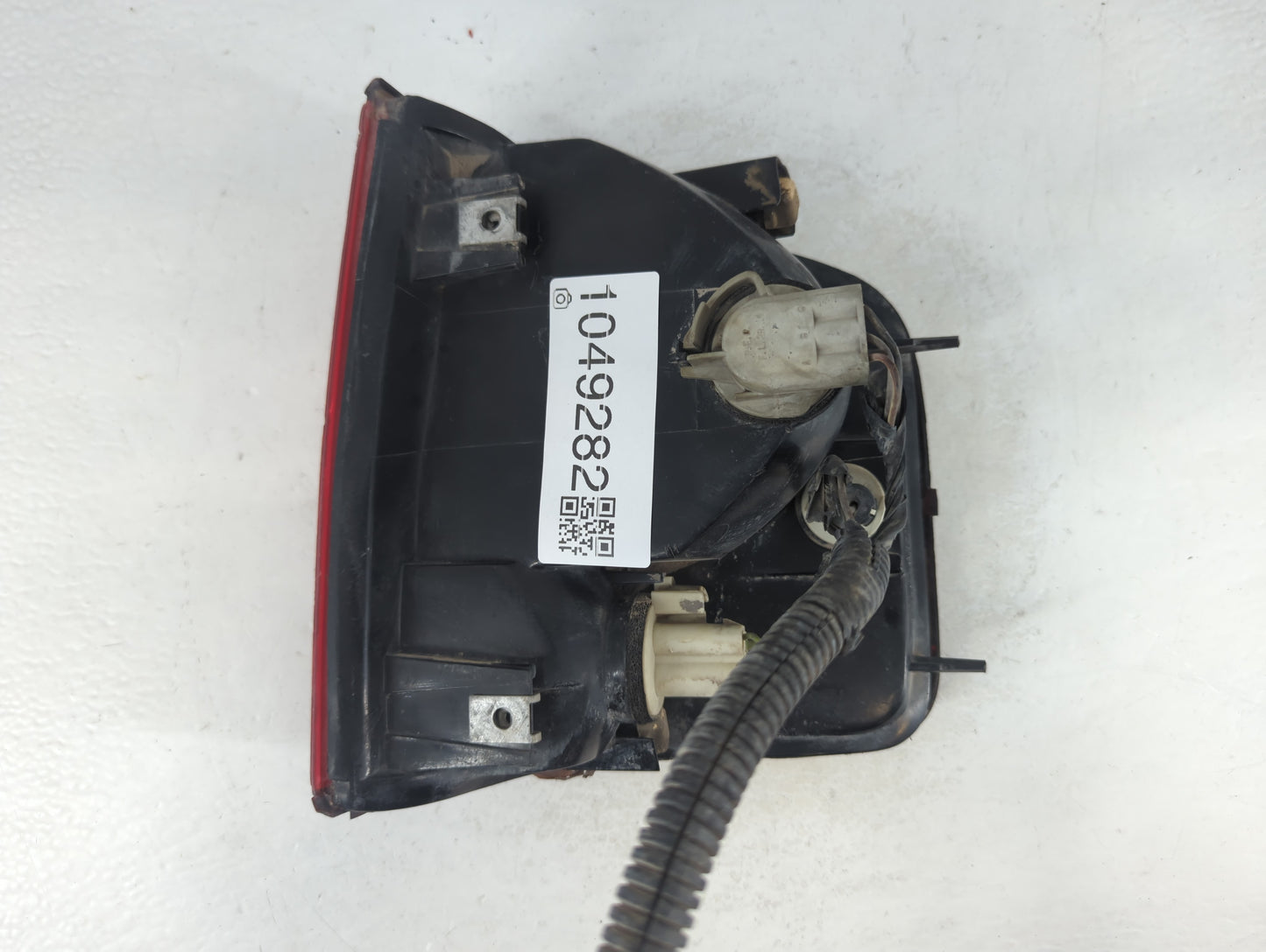 1995 Chevrolet S10 Tail Light Assembly Driver Left OEM P/N:16516093 Fits Fits 1996 1997 1998 1999 2000 2001 2002 2003 2004 2