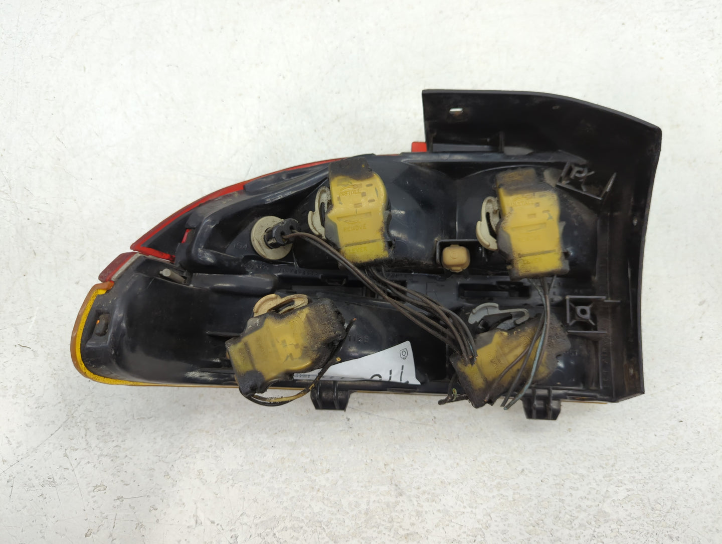 1995 Chevrolet S10 Tail Light Assembly Passenger Right OEM P/N:16513964 Fits OEM Used Auto Parts - Oemusedautoparts1.com