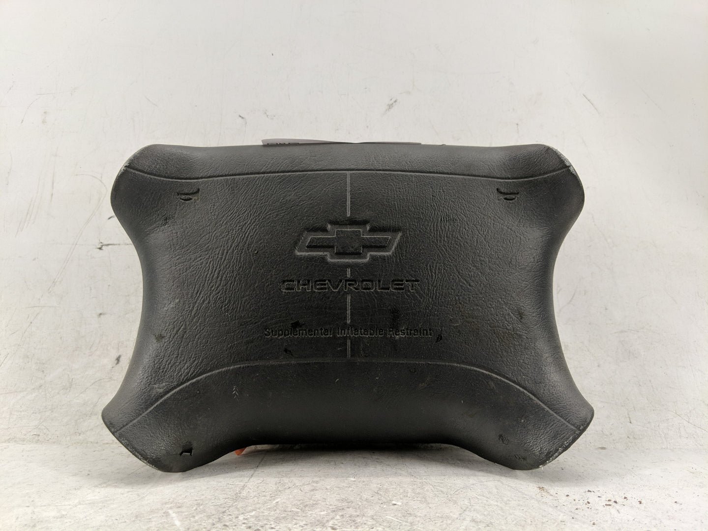 Chevrolet S10 Blazer Air Bag Driver Left Steering Wheel Mounted Black - Oemusedautoparts1.com