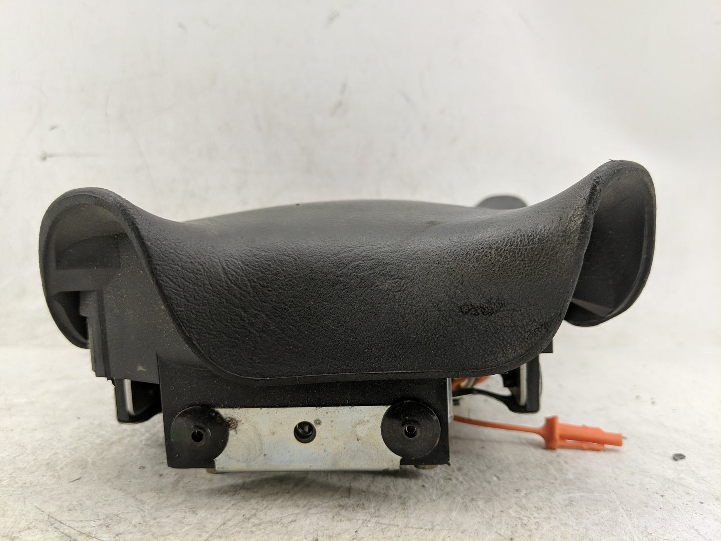 Chevrolet S10 Blazer Air Bag Driver Left Steering Wheel Mounted Black - Oemusedautoparts1.com