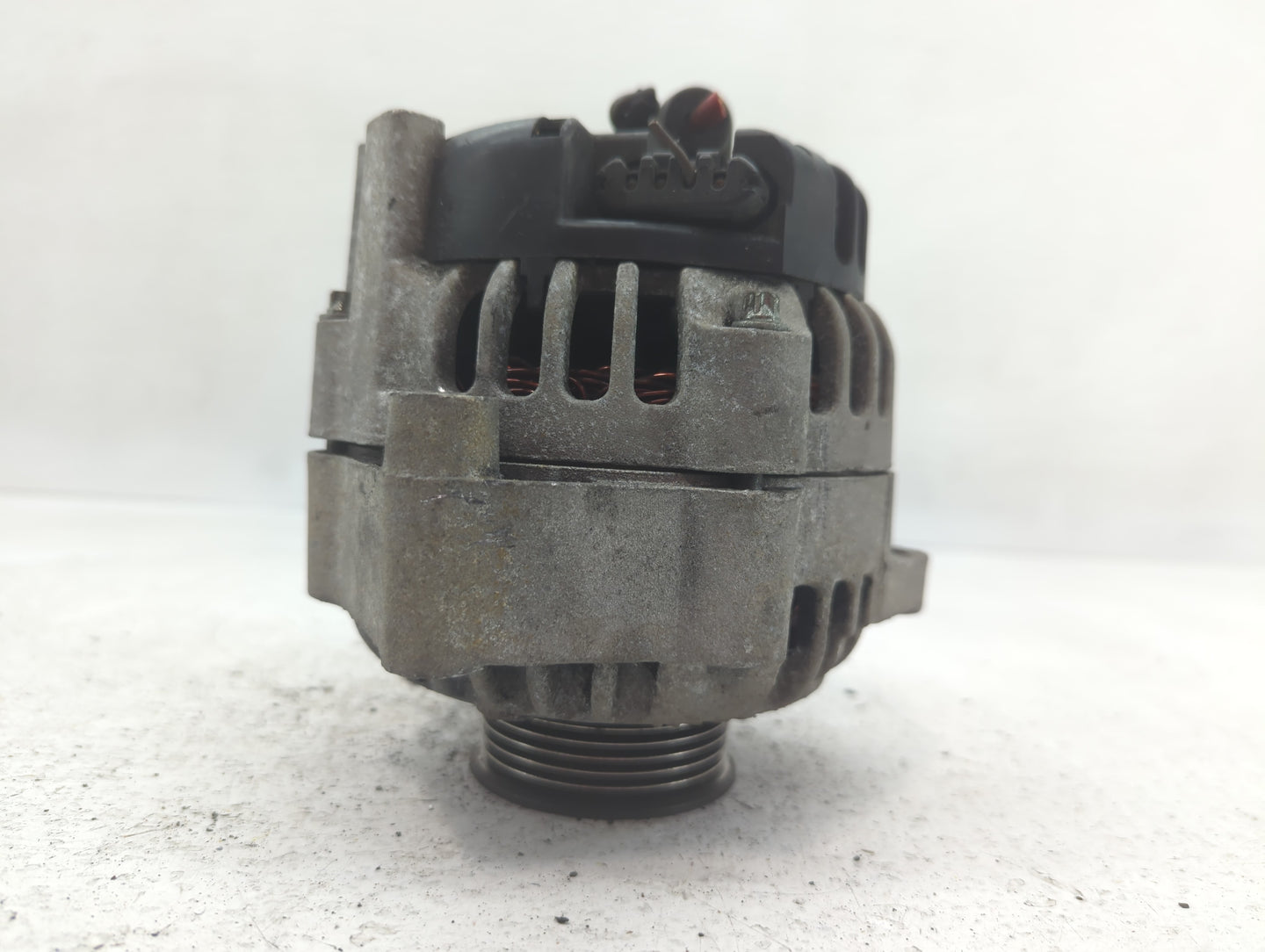 1995 Chevrolet S10 Blazer Alternator Replacement Generator Charging Assembly Engine OEM Fits Fits 1994 OEM Used Auto Parts -