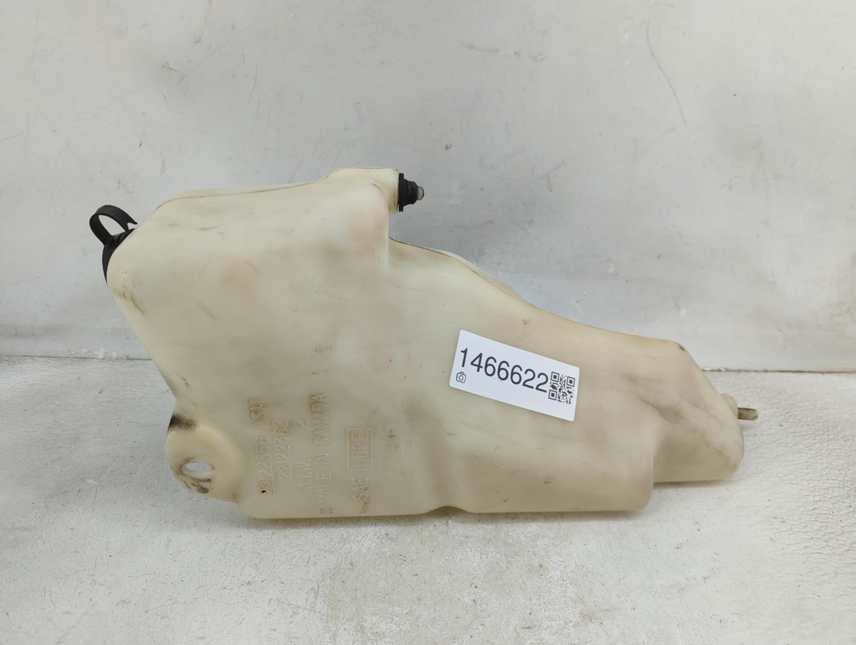 1995 Chevrolet S10 Pickup Windshield Washer Fluid Reservoir Bottle - Oemusedautoparts1.com