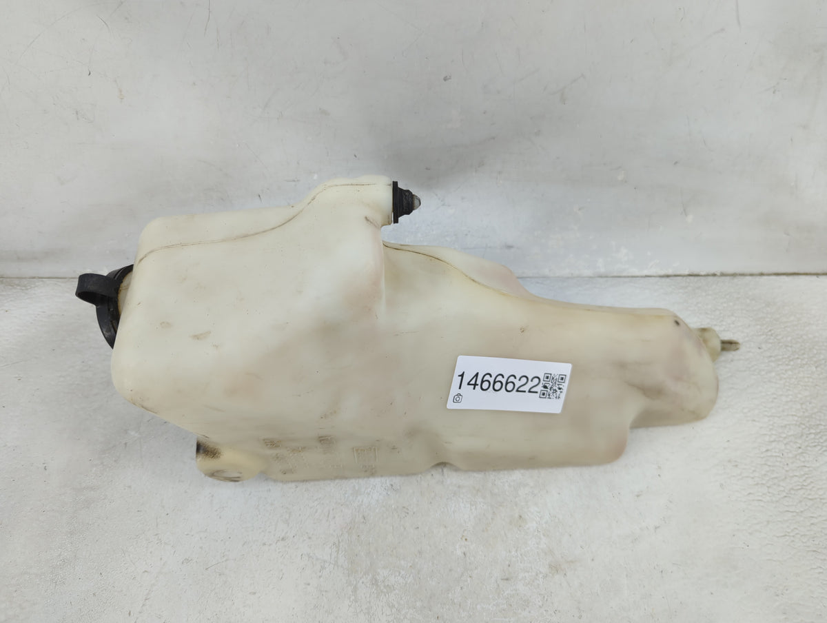 1995 Chevrolet S10 Pickup Windshield Washer Fluid Reservoir Bottle - Oemusedautoparts1.com