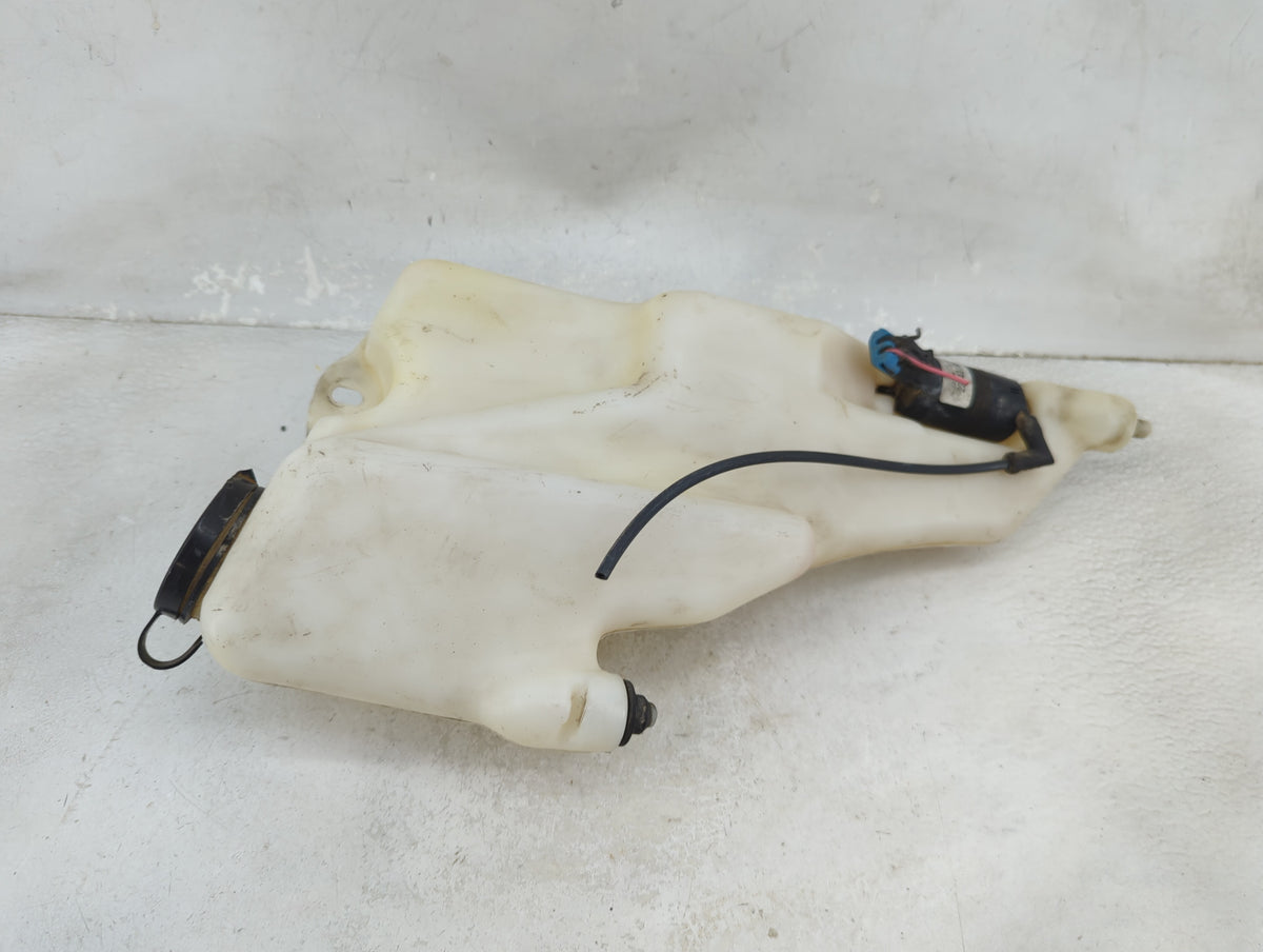 1995 Chevrolet S10 Pickup Windshield Washer Fluid Reservoir Bottle - Oemusedautoparts1.com