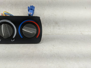 1995-1999 Chevrolet Suburban 1500 Climate Control Module Temperature AC/Heater Replacement P/N:16154598 Fits OEM Used Auto Parts