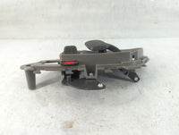 1995 Chevrolet Suburban 1500 Passenger Side Front Inside Door Handle Oem - Oemusedautoparts1.com