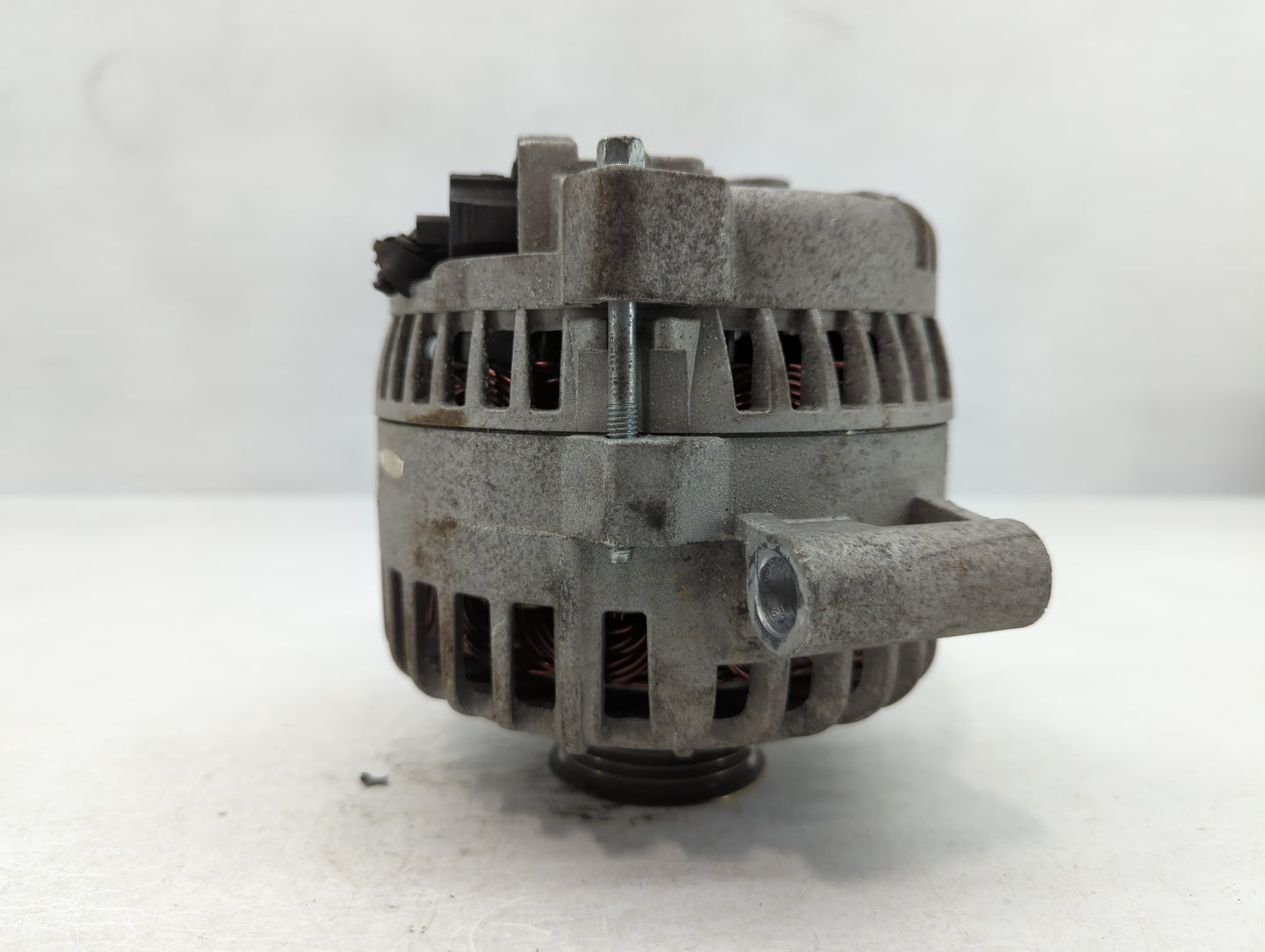 1995 Chevrolet Tahoe Alternator Replacement Generator Charging Assembly Engine OEM P/N:7333627153 02 800-854-0076 Fits Fits 