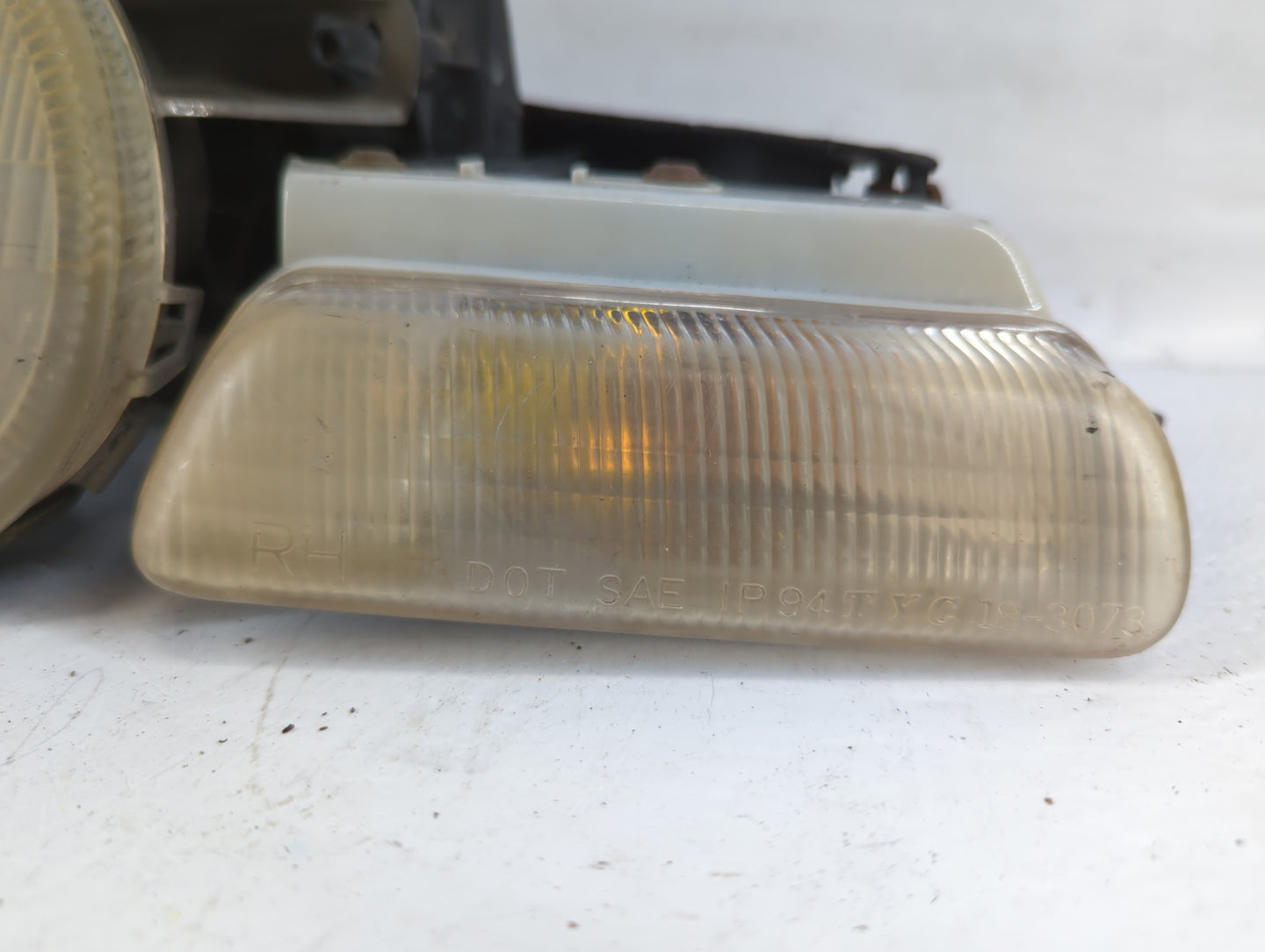 Chrysler Neon Passenger Right Oem Head Light Headlight Lamp - Oemusedautoparts1.com
