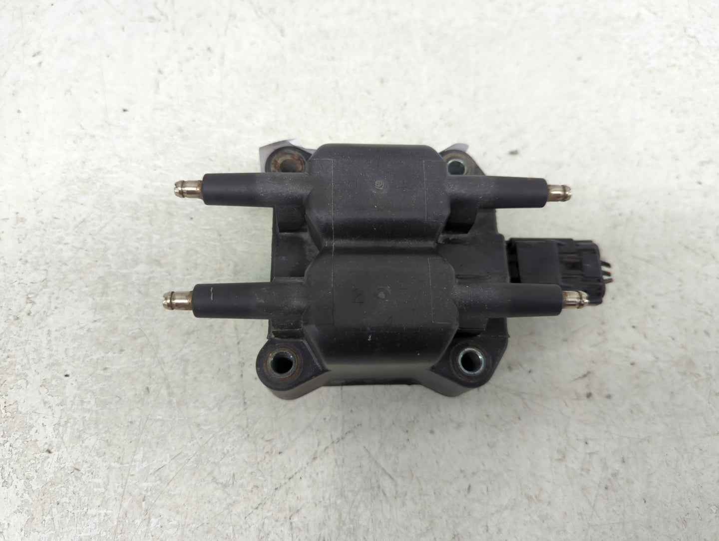 1995 Dodge Neon Ignition Coil Igniter Pack - Oemusedautoparts1.com