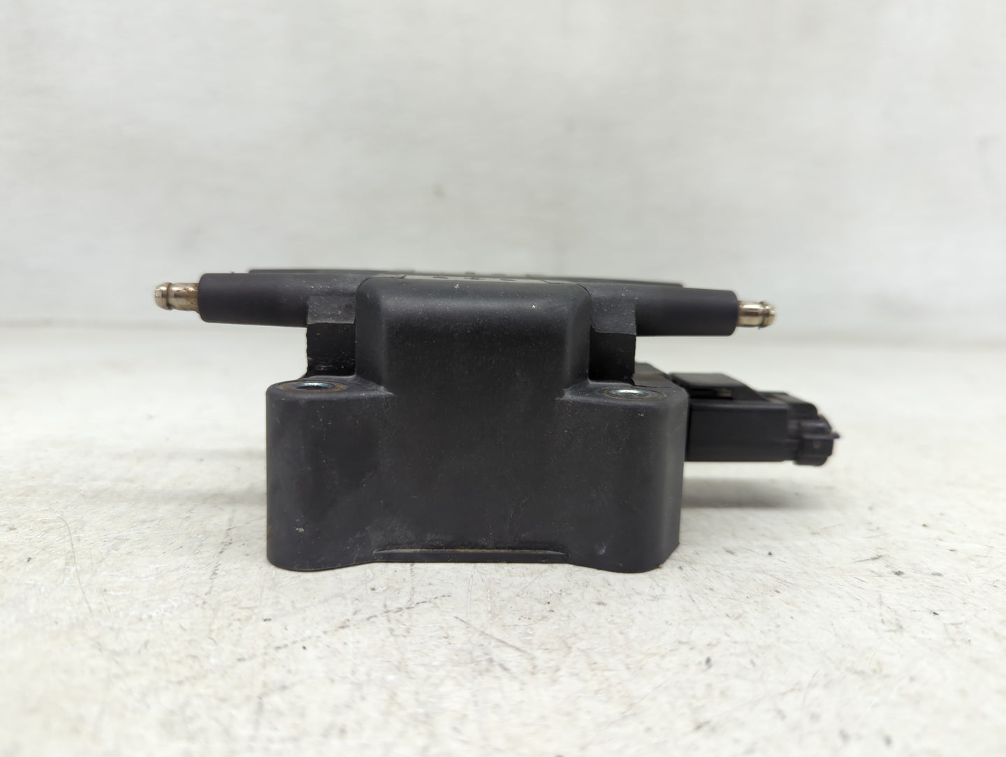 1995 Dodge Neon Ignition Coil Igniter Pack - Oemusedautoparts1.com