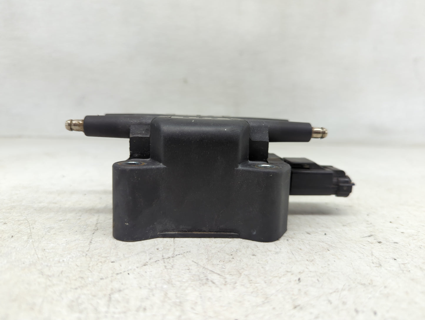1995 Dodge Neon Ignition Coil Igniter Pack - Oemusedautoparts1.com