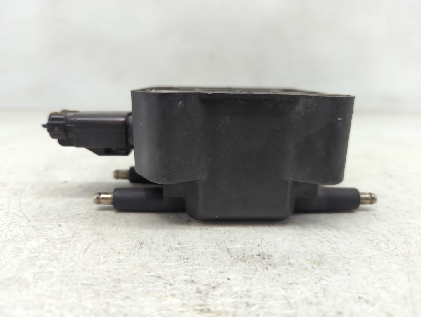 1995 Dodge Neon Ignition Coil Igniter Pack - Oemusedautoparts1.com