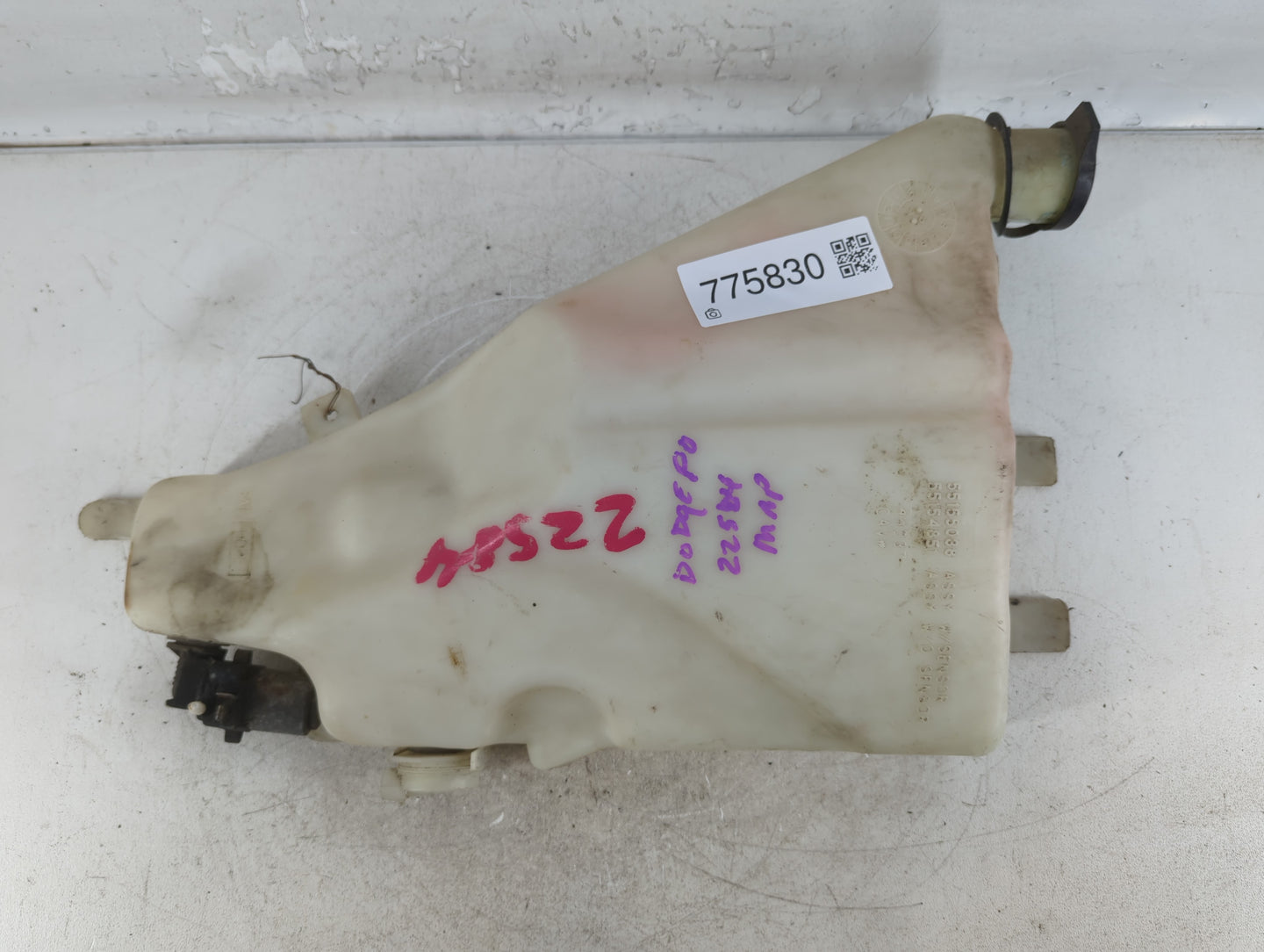 1995 Dodge Ram 1500 Windshield Washer Fluid Reservoir Bottle Oem - Oemusedautoparts1.com