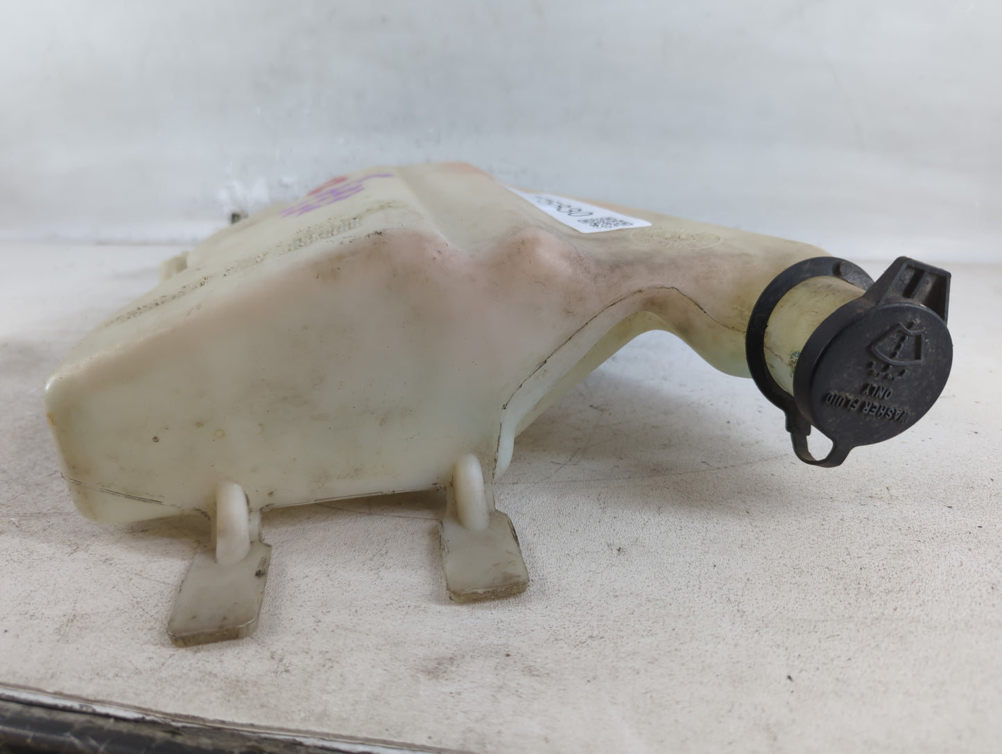 1995 Dodge Ram 1500 Windshield Washer Fluid Reservoir Bottle Oem - Oemusedautoparts1.com