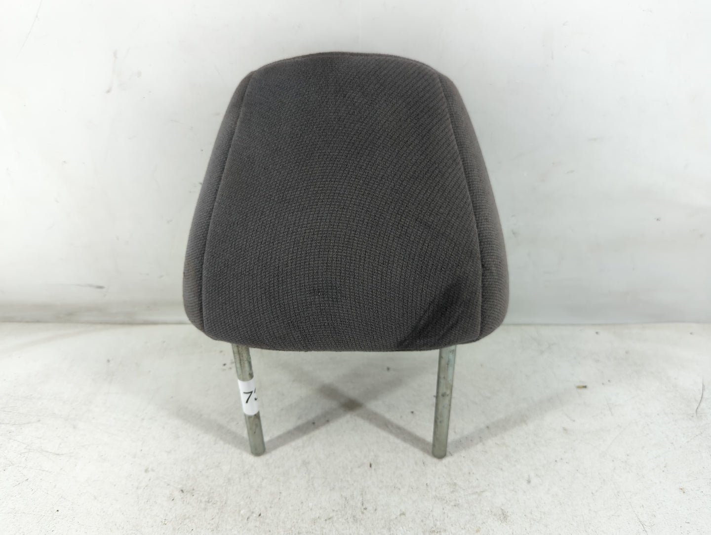1995 Ford Crown Victoria Headrest Head Rest Front Driver Passenger Seat Fits OEM Used Auto Parts - Oemusedautoparts1.com