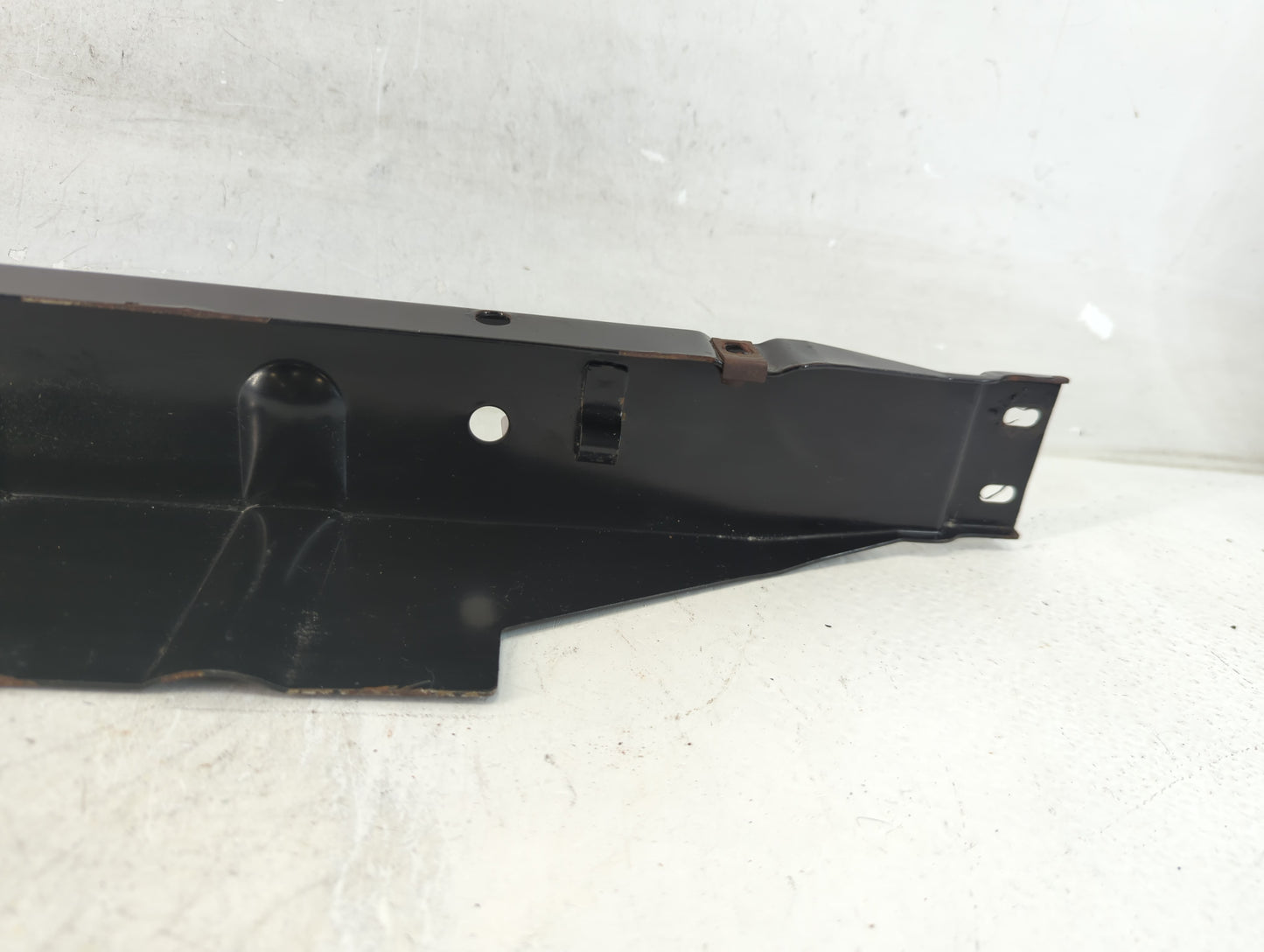 Ford E-150 Radiator Support Oem 927480 - Oemusedautoparts1.com