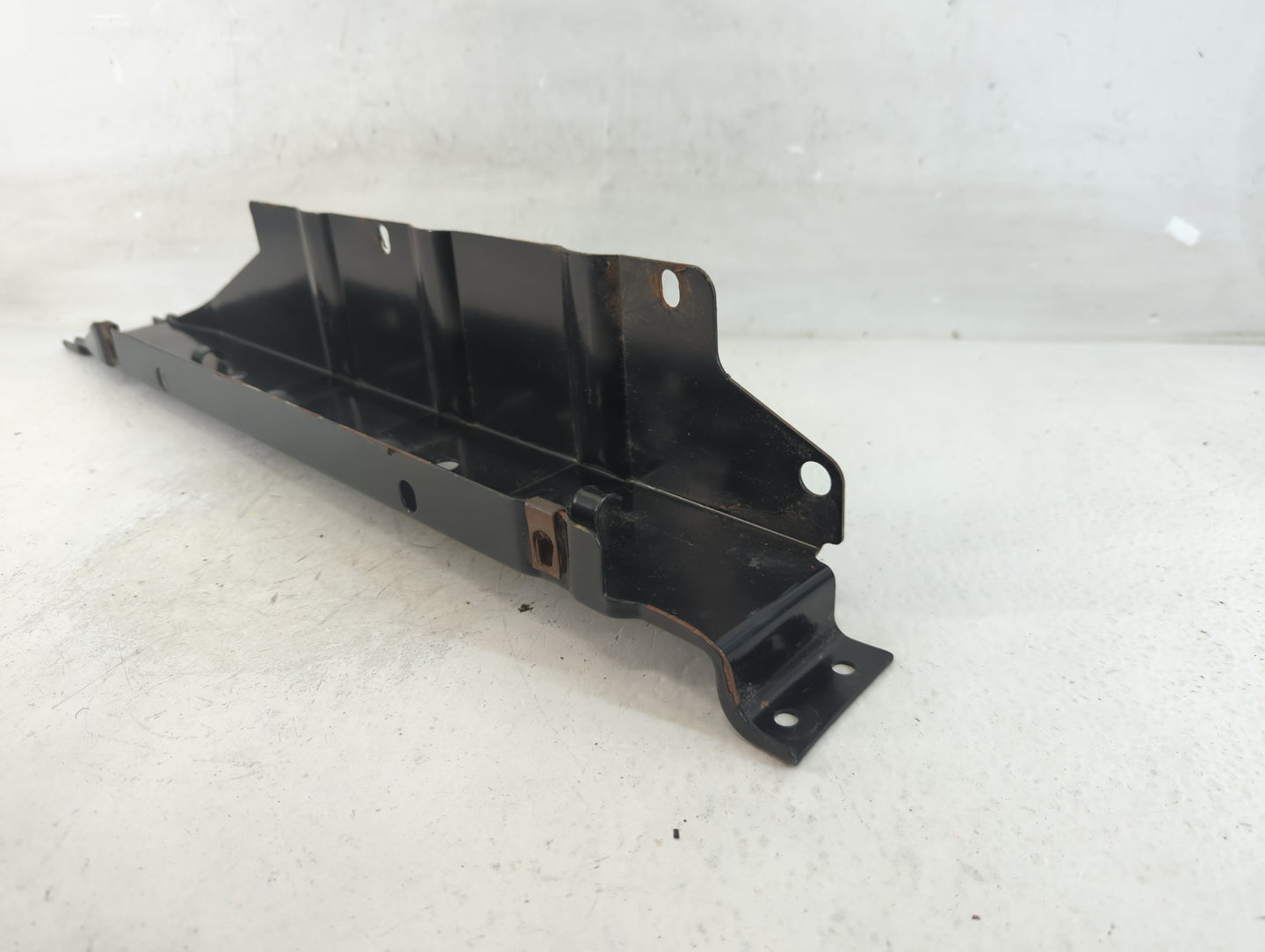 Ford E-150 Radiator Support Oem 927480 - Oemusedautoparts1.com