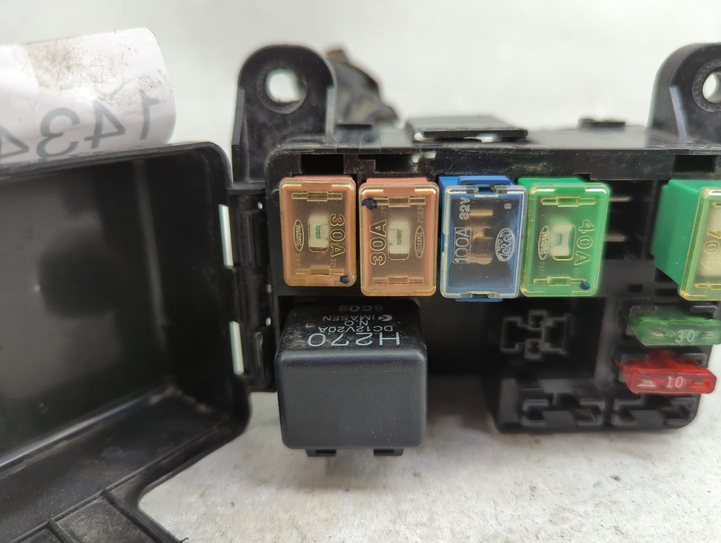 1995 Ford Escort Fusebox Fuse Box Panel Relay Module P/N:BWA3 Fits OEM Used Auto Parts - Oemusedautoparts1.com