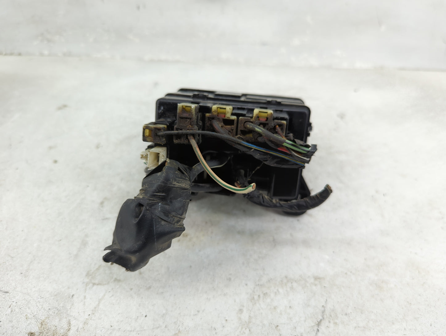 1995 Ford Escort Fusebox Fuse Box Panel Relay Module P/N:BWA3 Fits OEM Used Auto Parts - Oemusedautoparts1.com