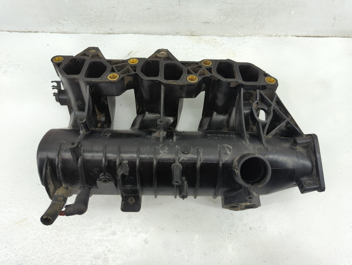 1995-1996 Ford Explorer Air Intake Manifold P/N:95TF-9E648-AA Fits Fits 1995 1996 1997 OEM Used Auto Parts - Oemusedautopart