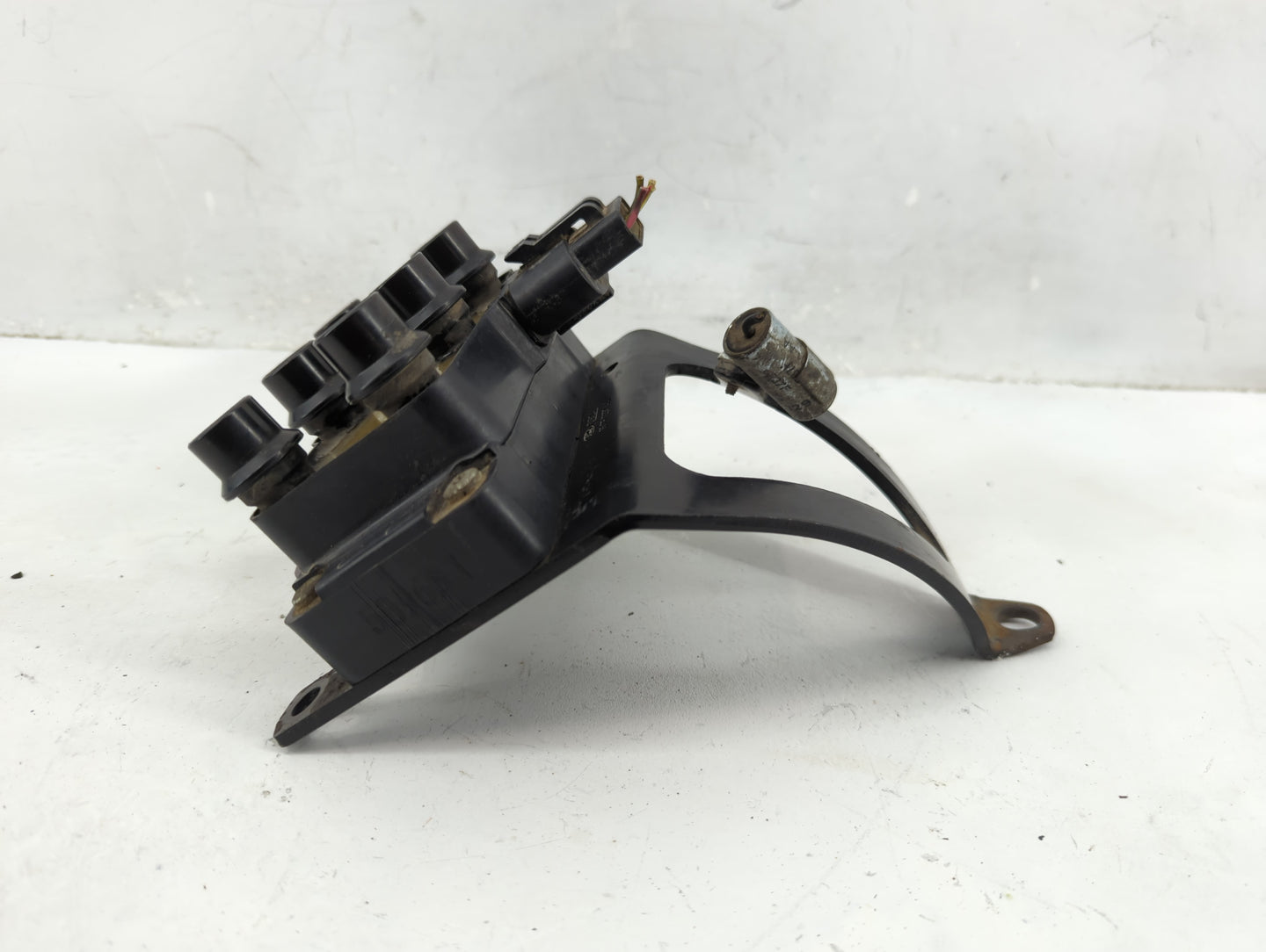1991-2010 Ford Explorer Ignition Coil Igniter Pack - Oemusedautoparts1.com