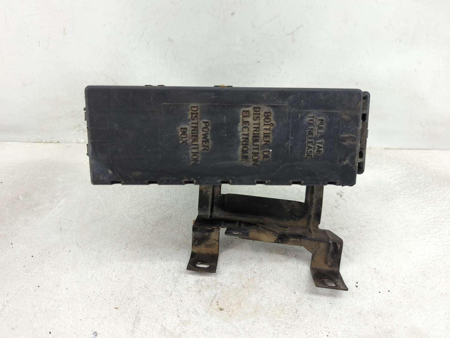 1995 Ford Explorer Fusebox Fuse Box Panel Relay Module P/N:F57B-14A003-BC Fits OEM Used Auto Parts - Oemusedautoparts1.com