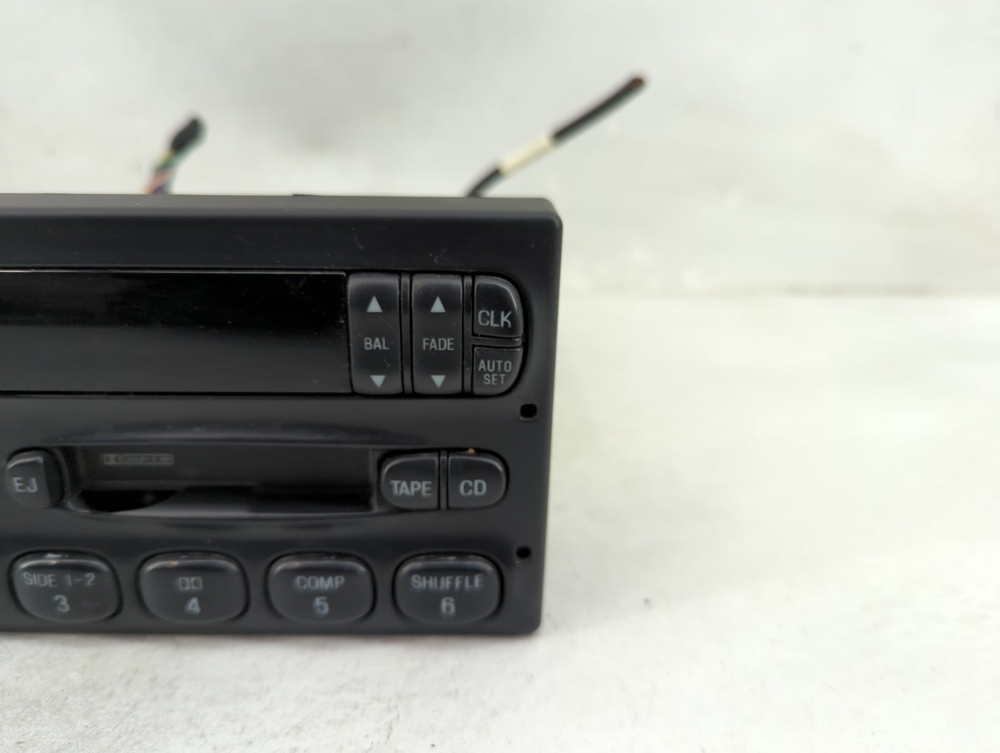 1995-1997 Ford Explorer Radio AM FM Cd Player Receiver Replacement P/N:F57F-19B165-CE Fits Fits 1995 1996 1997 OEM Used Auto