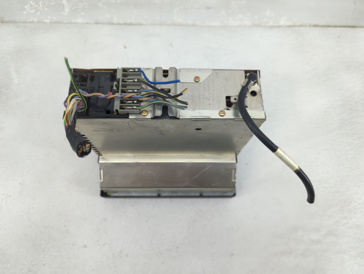 1995-1997 Ford Explorer Radio AM FM Cd Player Receiver Replacement P/N:F57F-19B165-CE Fits Fits 1995 1996 1997 OEM Used Auto