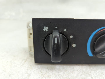 1995-1997 Ford Explorer Climate Control Module Temperature AC/Heater Replacement P/N:F57H-19C733-AB Fits Fits 1995 1996 1997 OEM Used Auto Parts