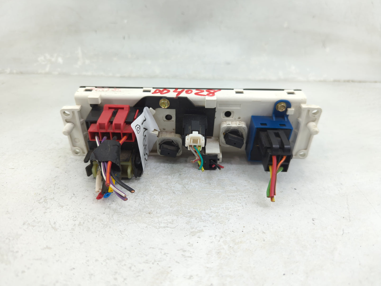 1995-1997 Ford Explorer Climate Control Module Temperature AC/Heater Replacement P/N:F57H-19C733-AB Fits Fits 1995 1996 1997