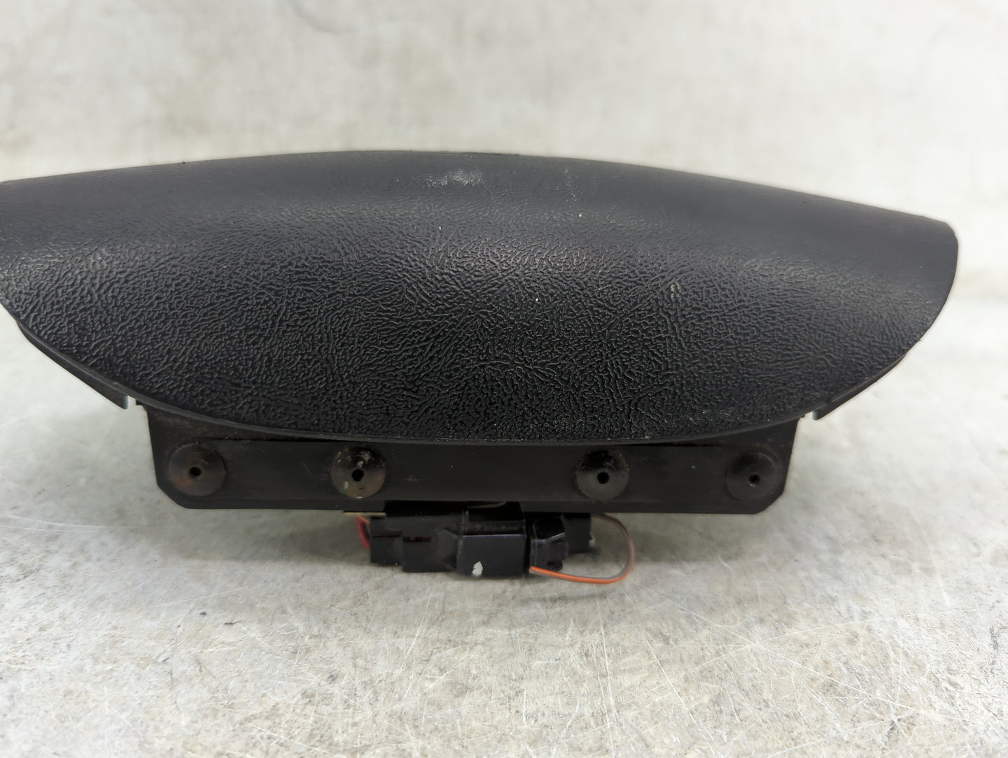 1995-1997 Ford Explorer Air Bag Driver Left Steering Wheel Mounted P/N:F57B-78043B13-AE Fits Fits 1995 1996 1997 OEM Used Au