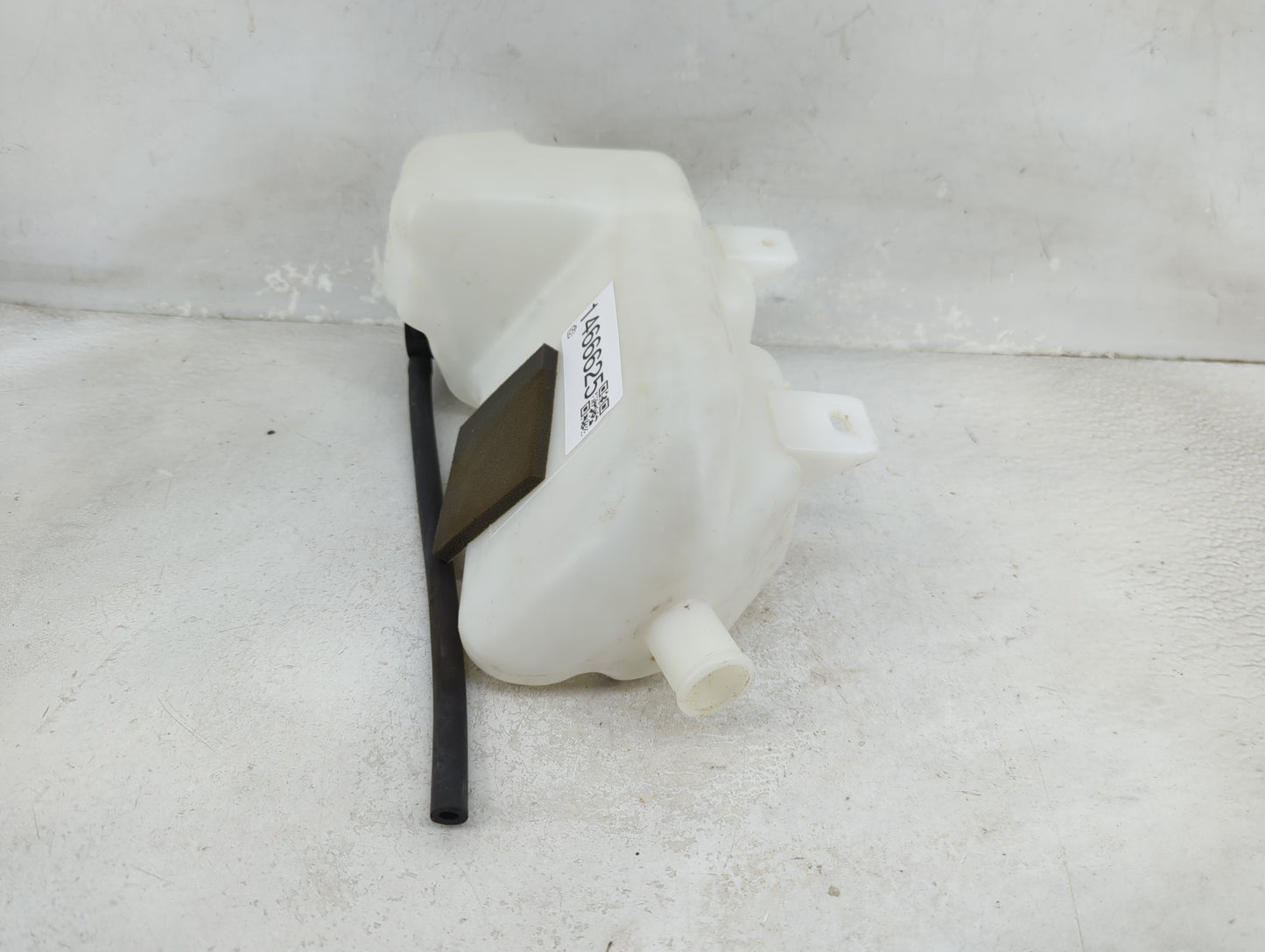1995-1996 Ford Explorer Air Cleaner Intake-duct Hose Tube 1466625 - Oemusedautoparts1.com