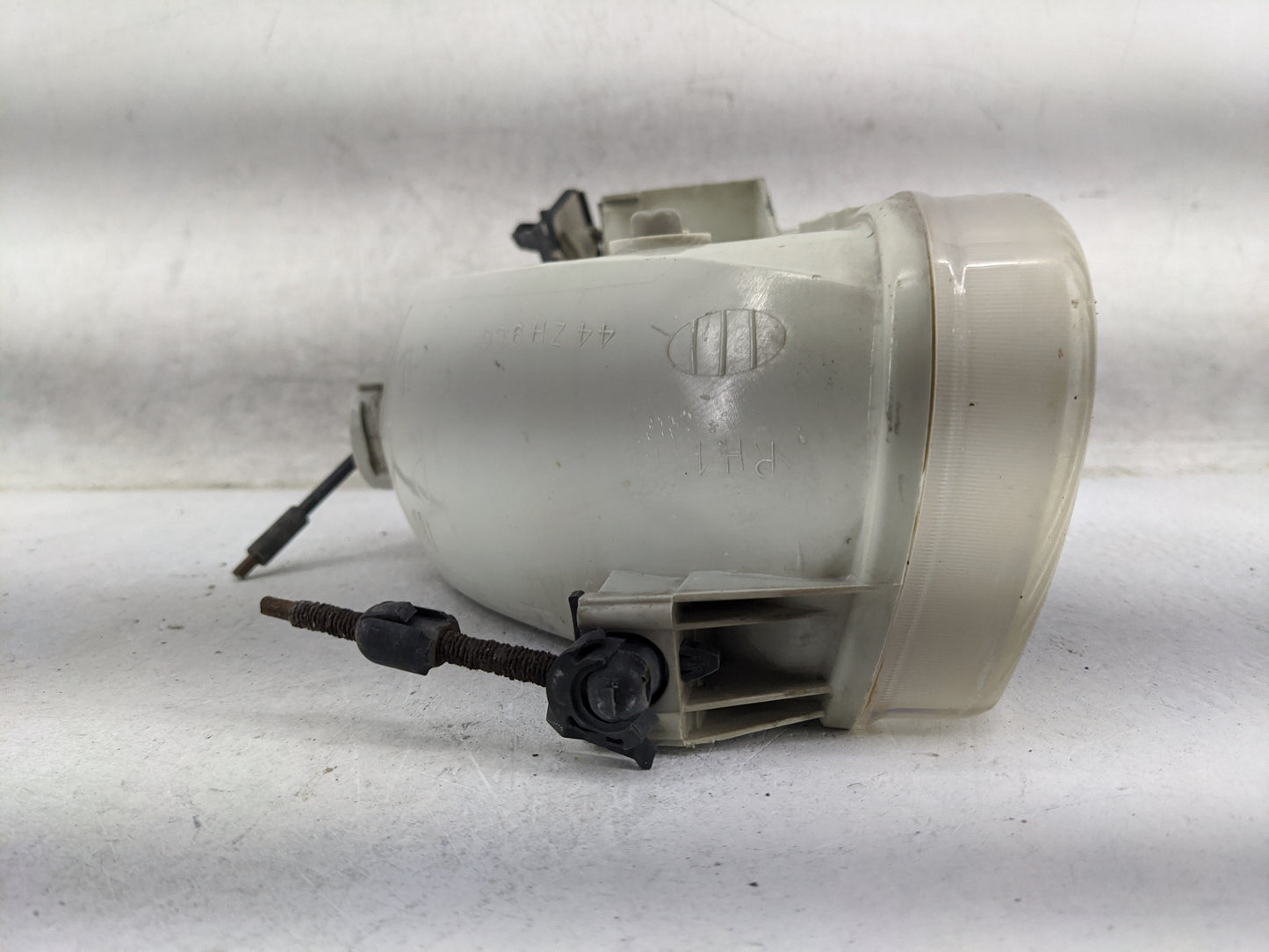 1995-2001 Ford Explorer Passenger Right Oem Head Light Headlight Lamp 1467016 - Oemusedautoparts1.com